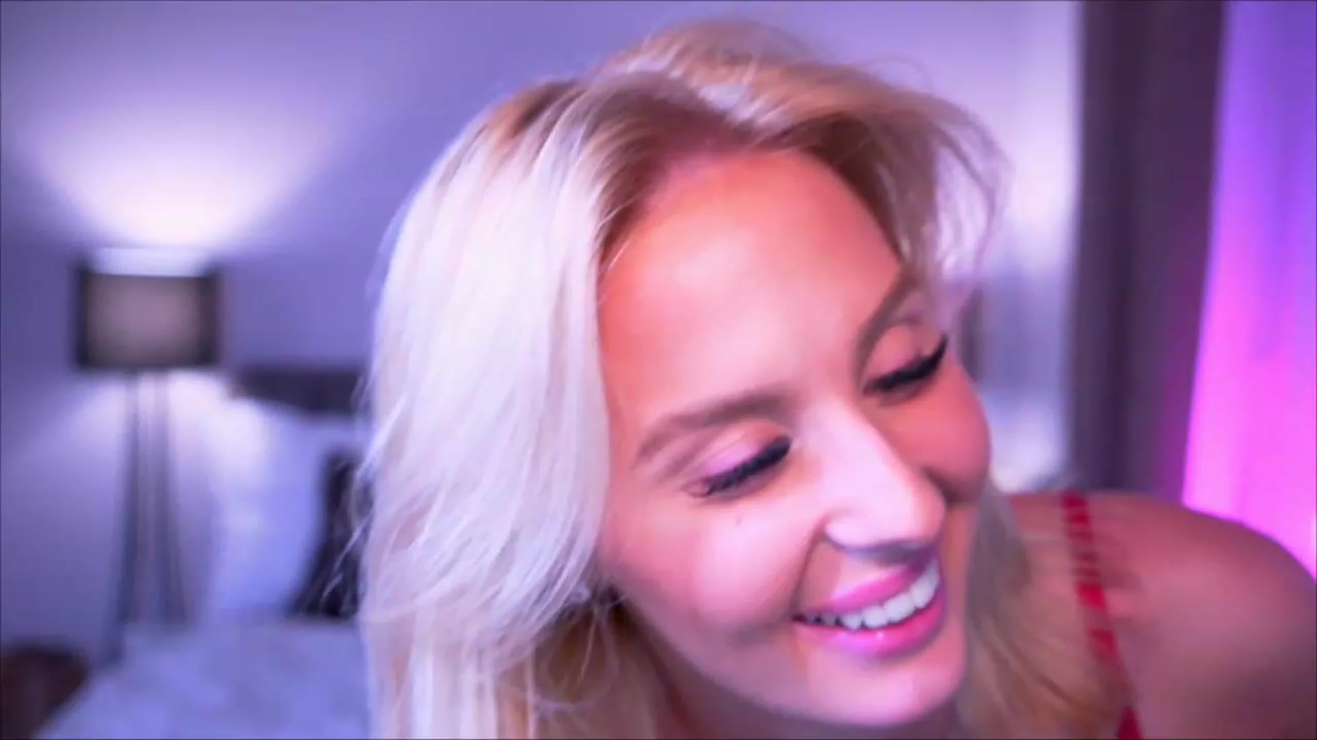 Gallery image thumbnail from Laurenbriite's myfreecams stream on, 05/04/2023, 18:13 image 13 of 20