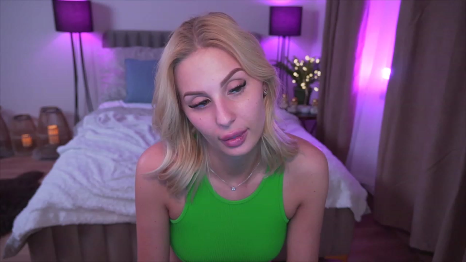 Gallery image thumbnail from Laurenbriite's myfreecams stream on, 05/27/2023, 13:21 image 18 of 20