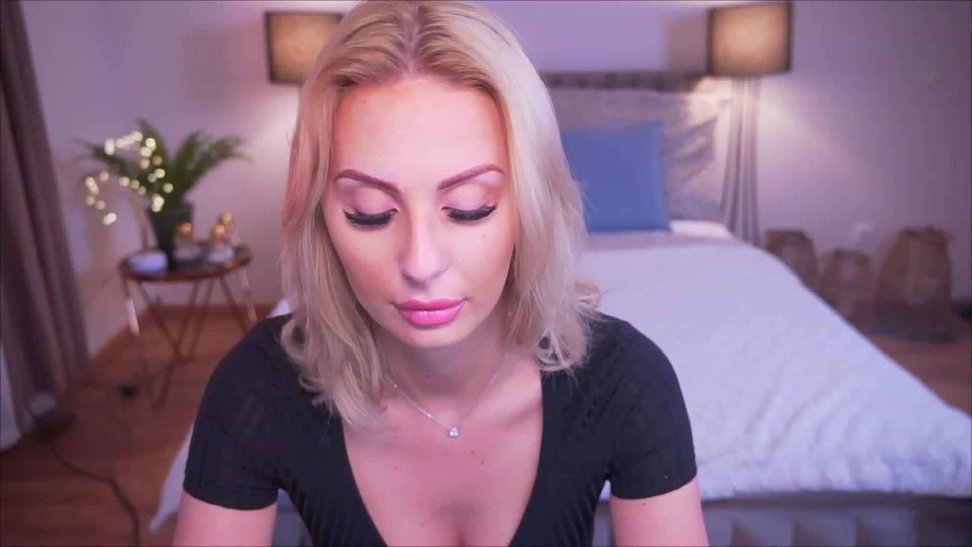 Gallery image thumbnail from Laurenbriite's myfreecams stream on, 06/27/2023, 12:22 image 1 of 20