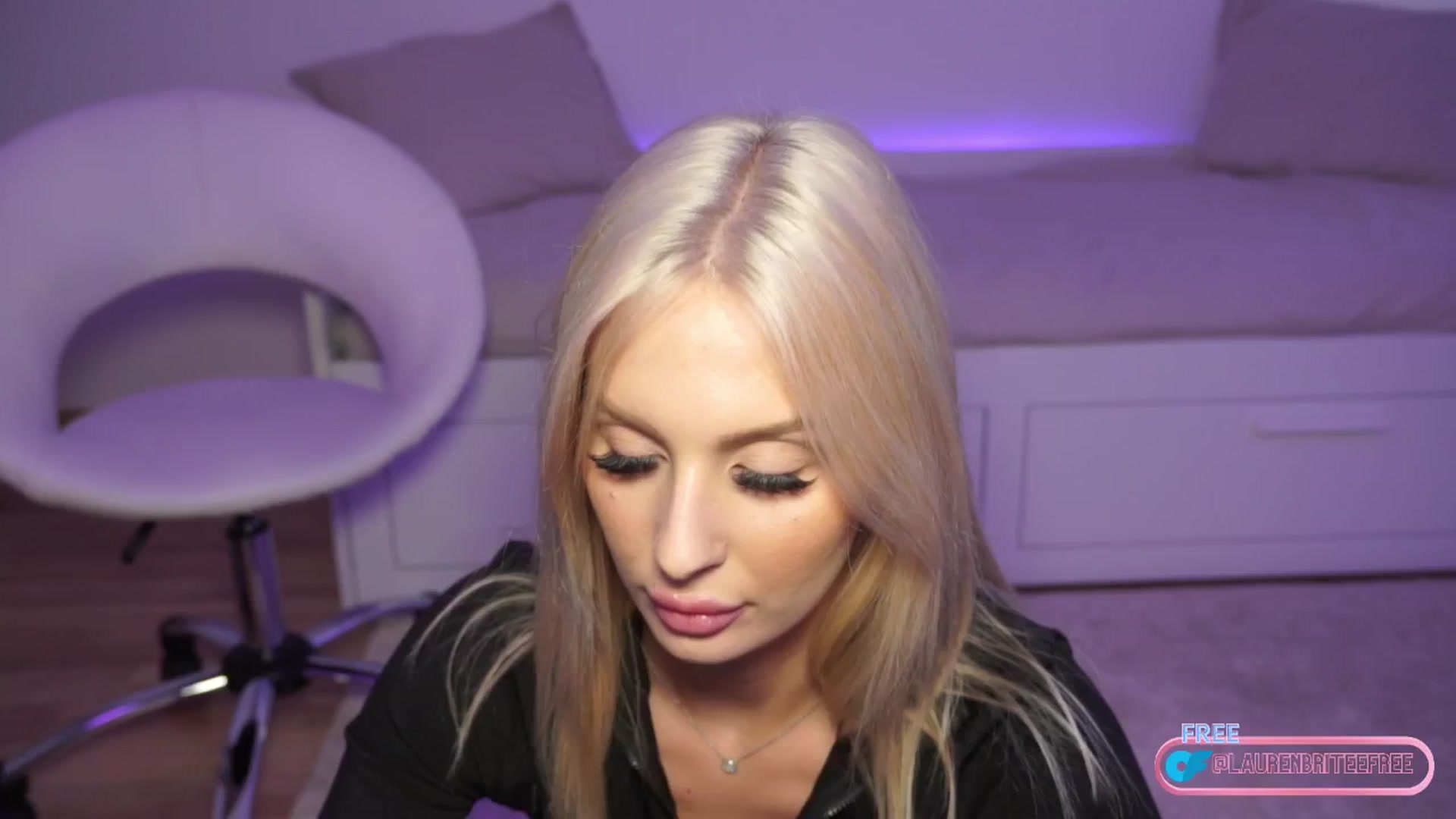 Gallery image thumbnail from Laurenbriite's myfreecams stream on, 04/25/2024, 11:12 image 20 of 20
