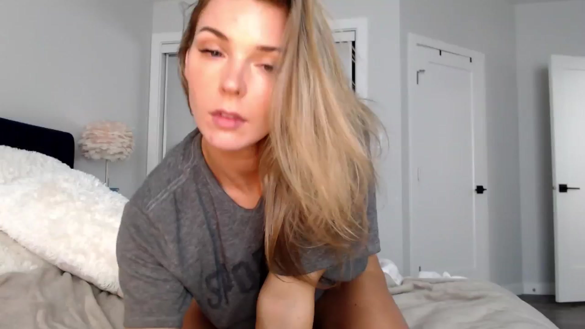 Gallery image thumbnail from Laurenmaytay's myfreecams stream on, 04/10/2026, 20:33 image 7 of 20