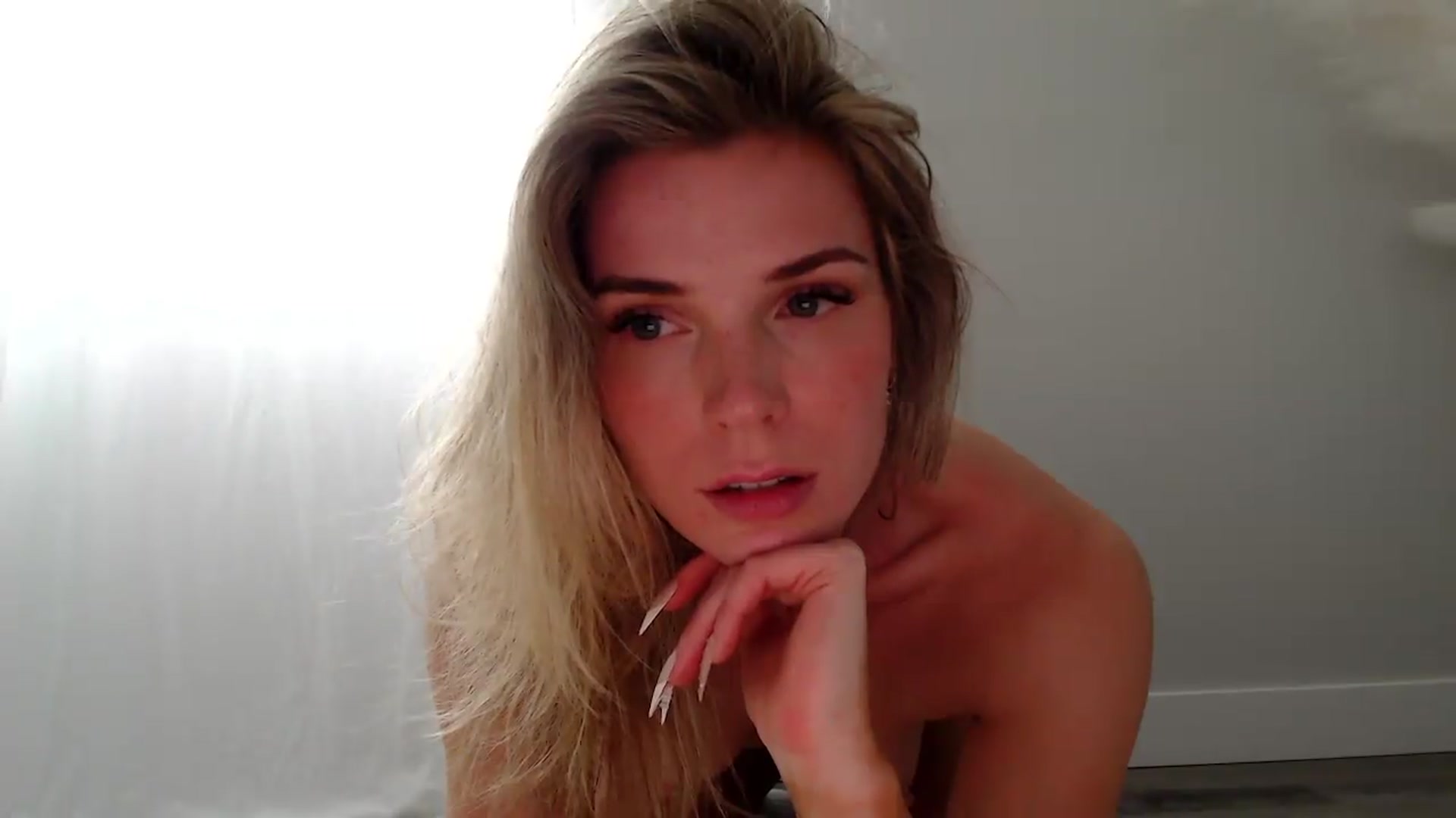 Gallery image thumbnail from Laurenmaytay's myfreecams stream on, 07/02/2026, 21:20 image 8 of 20