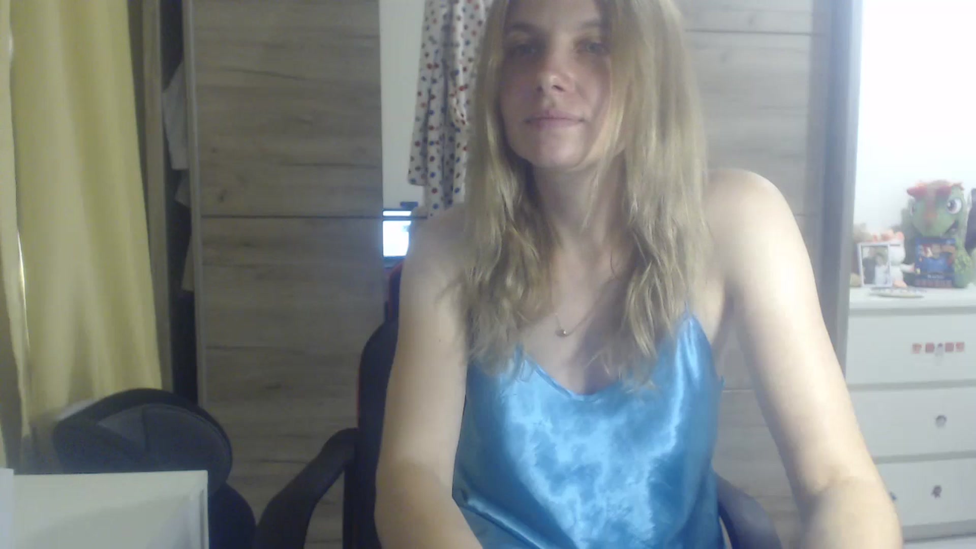 Gallery image thumbnail from Laurenmy's myfreecams stream on, 10/12/2025, 10:48 image 15 of 20