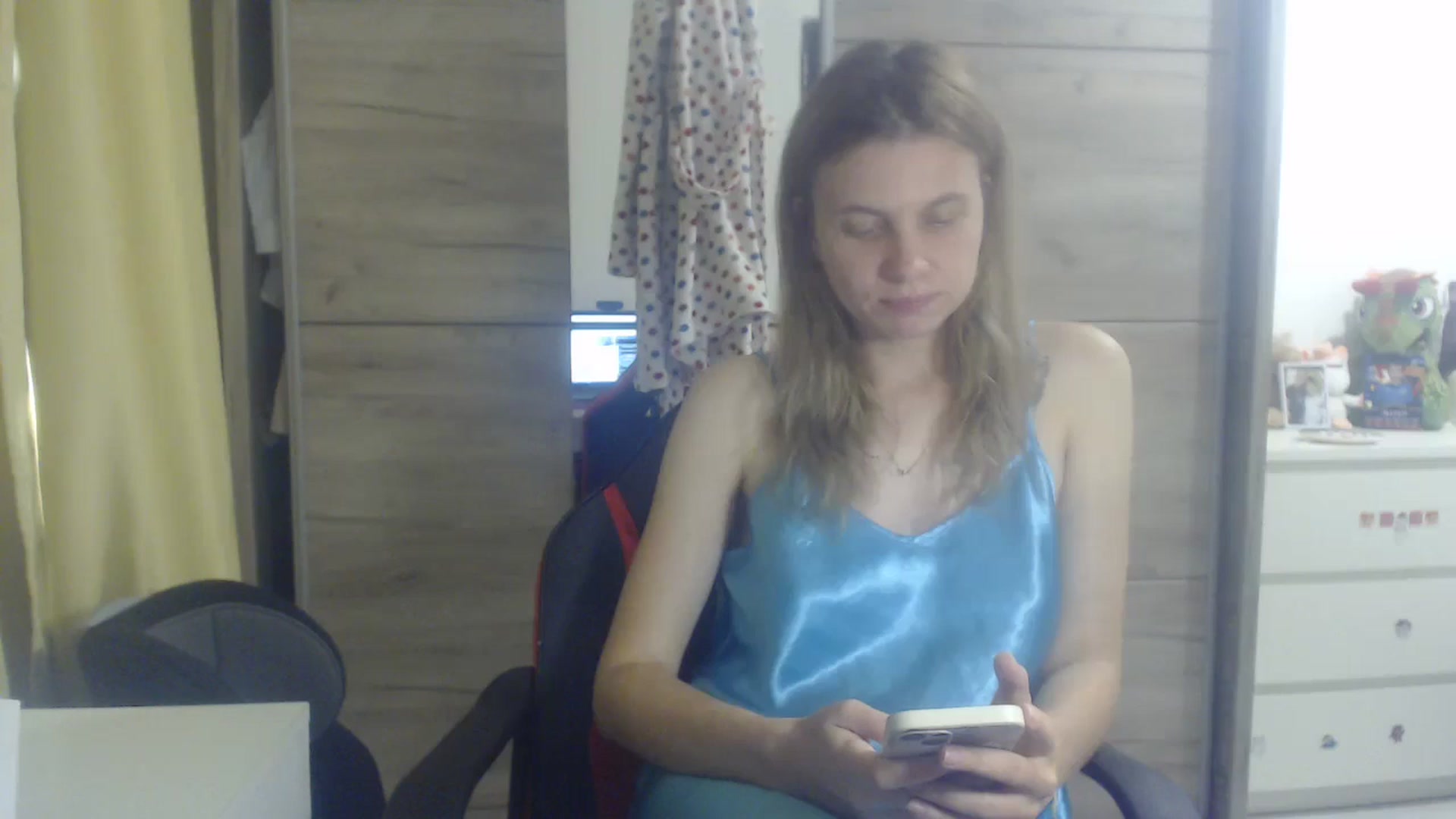 Gallery image thumbnail from Laurenmy's myfreecams stream on, 10/12/2025, 10:48 image 6 of 20