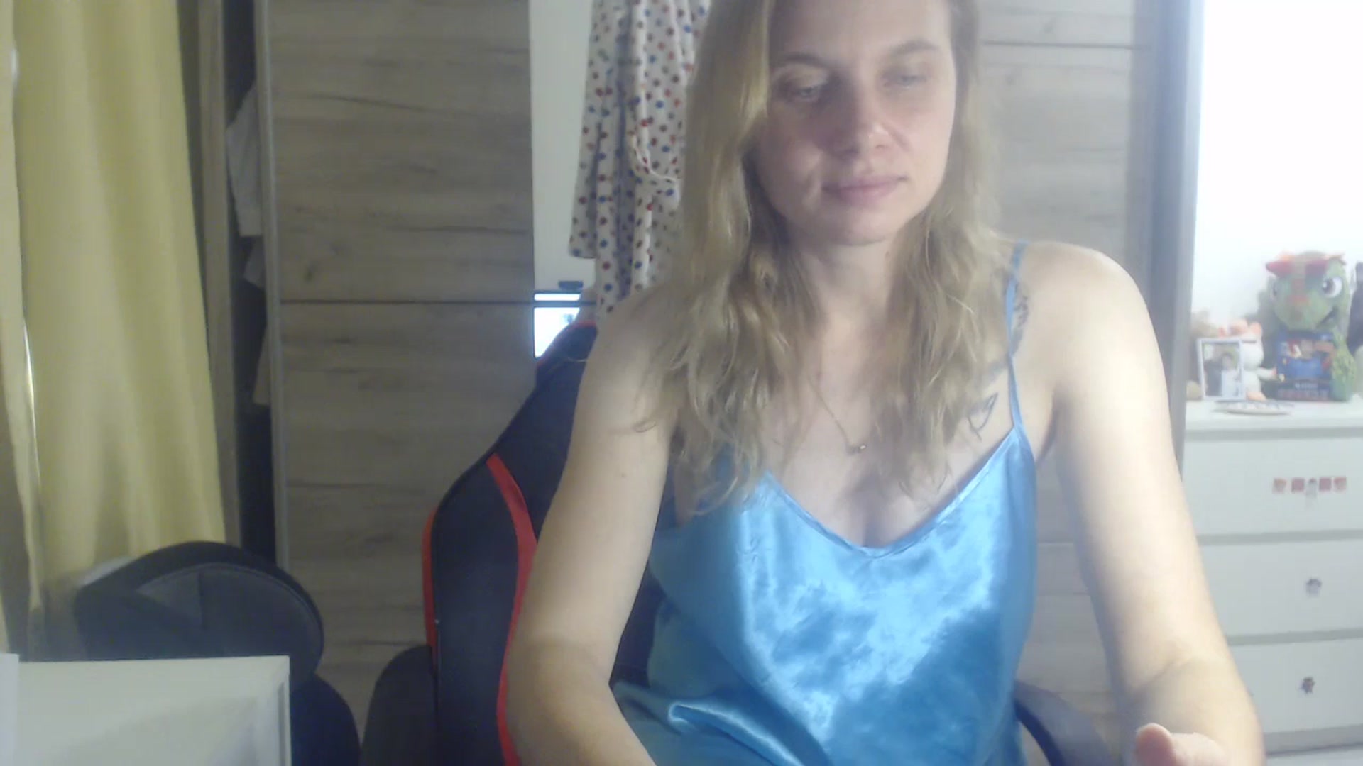 Gallery image thumbnail from Laurenmy's myfreecams stream on, 10/12/2025, 10:48 image 2 of 20