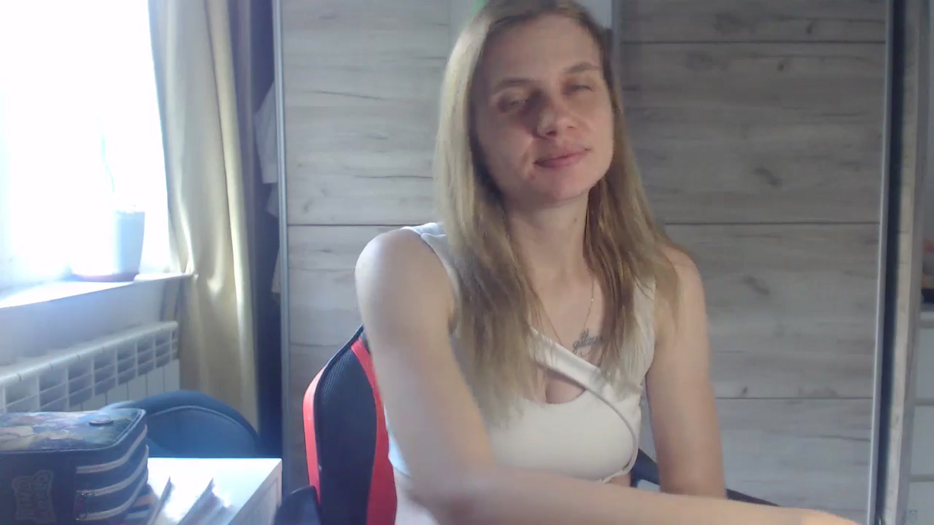 Gallery image thumbnail from Laurenmy's myfreecams stream on, 10/22/2025, 10:56 image 16 of 20