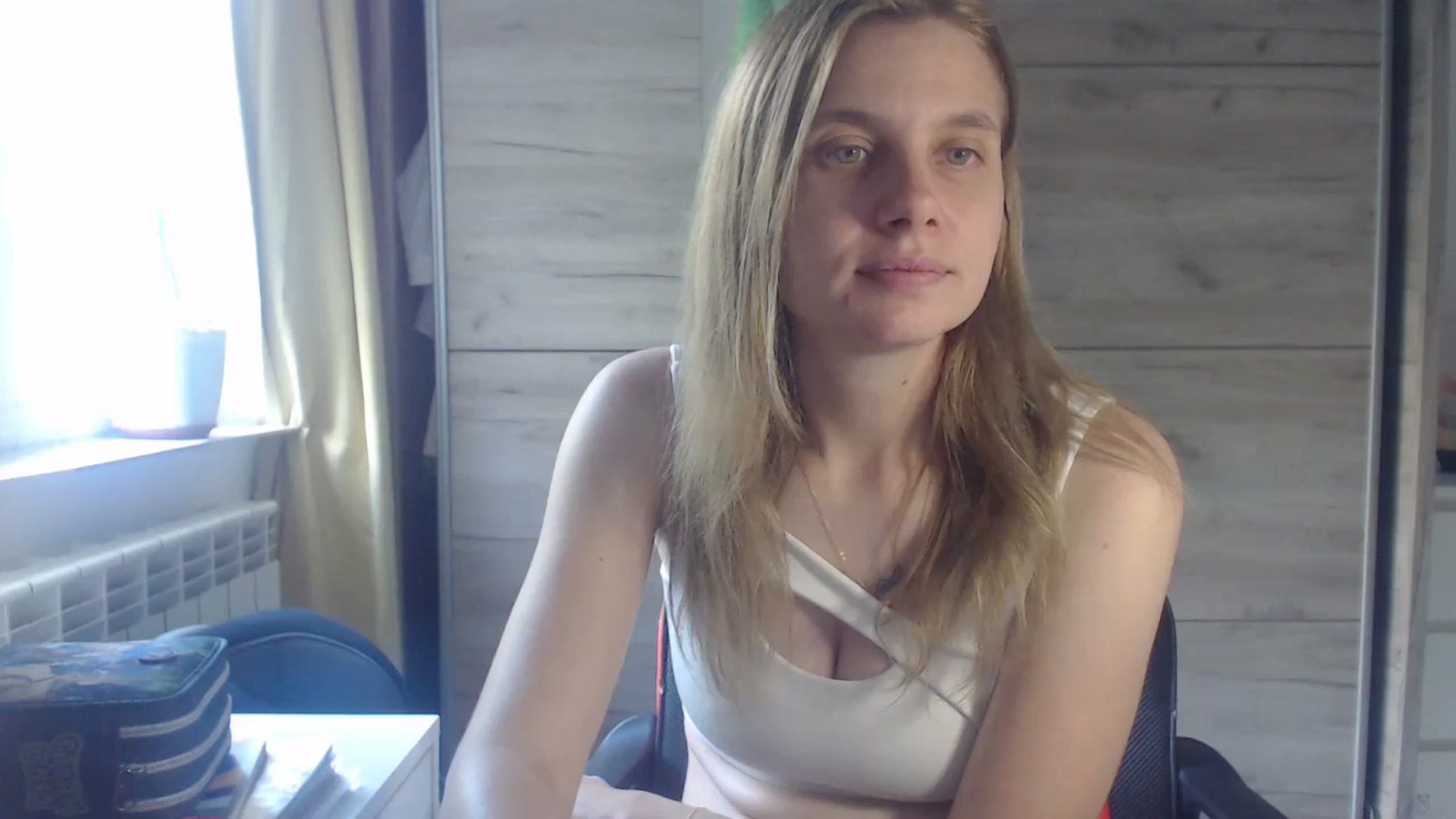 Gallery image thumbnail from Laurenmy's myfreecams stream on, 10/22/2025, 10:56 image 11 of 20