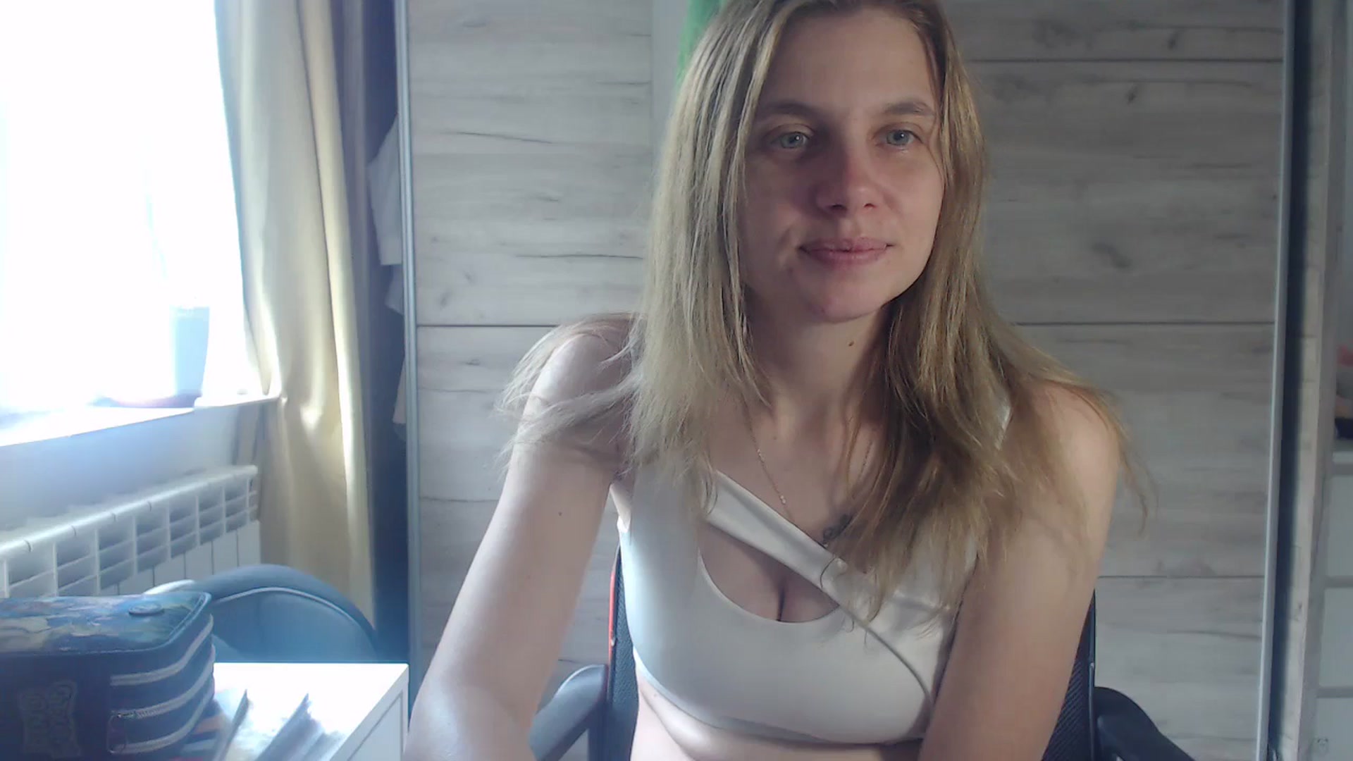 Gallery image thumbnail from Laurenmy's myfreecams stream on, 10/22/2025, 10:56 image 8 of 20