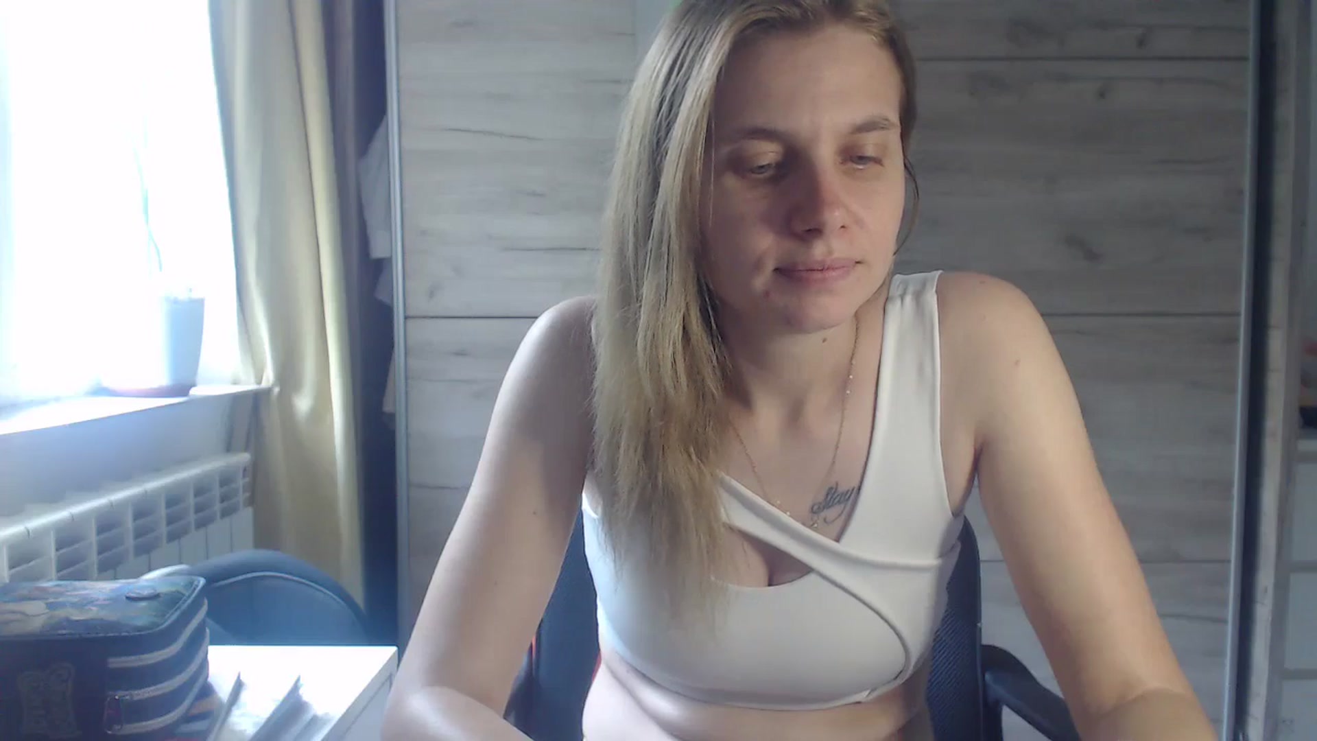 Gallery image thumbnail from Laurenmy's myfreecams stream on, 10/22/2025, 10:56 image 18 of 20