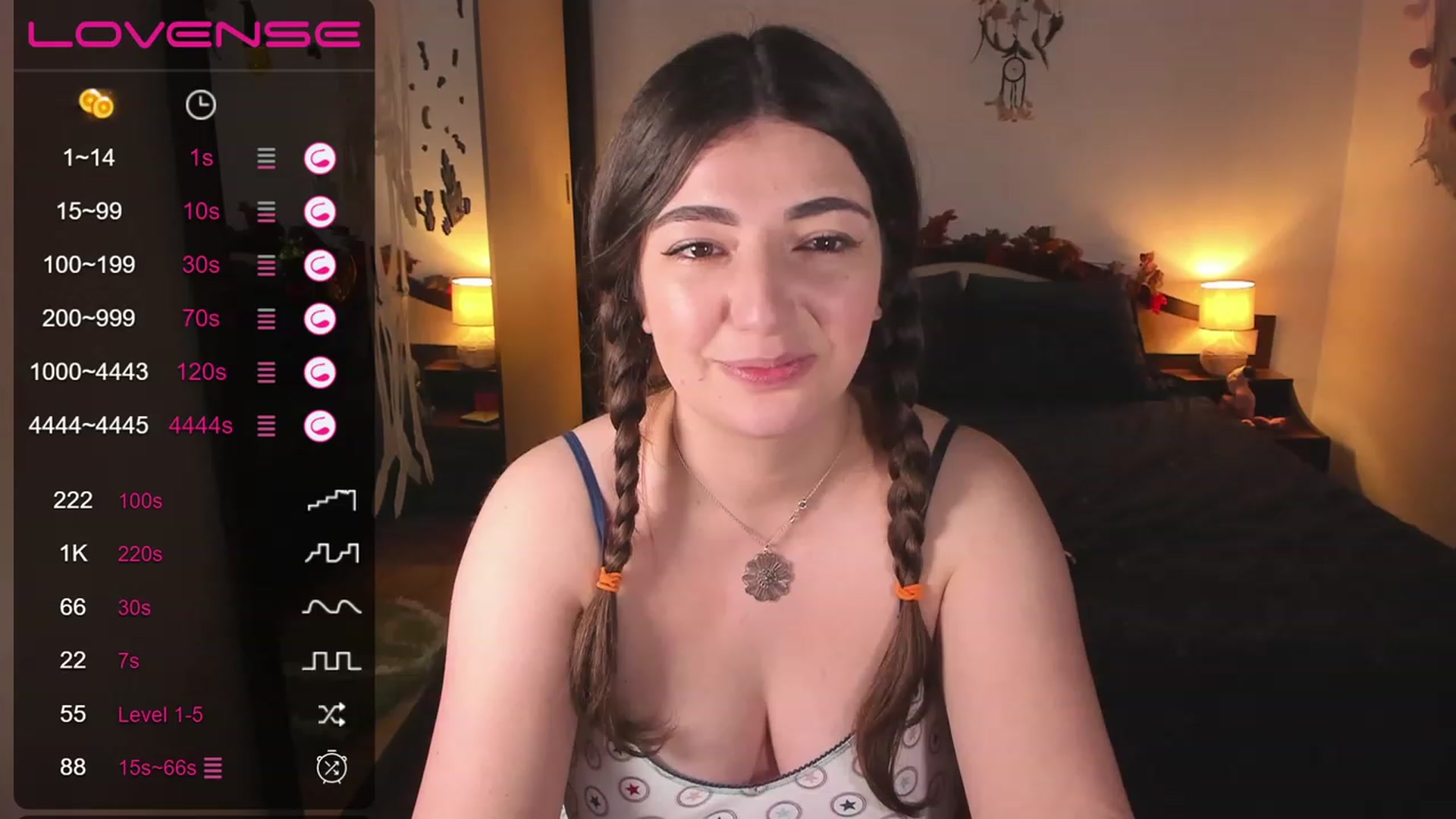 Gallery image thumbnail from LaurieLay's myfreecams stream on, 11/16/2022, 16:12 image 4 of 20