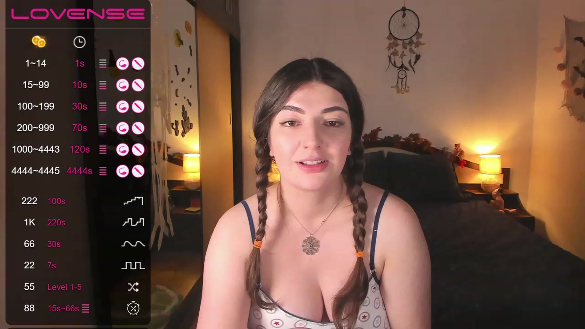 Gallery image thumbnail from LaurieLay's myfreecams stream on, 11/16/2022, 16:29 image 9 of 20