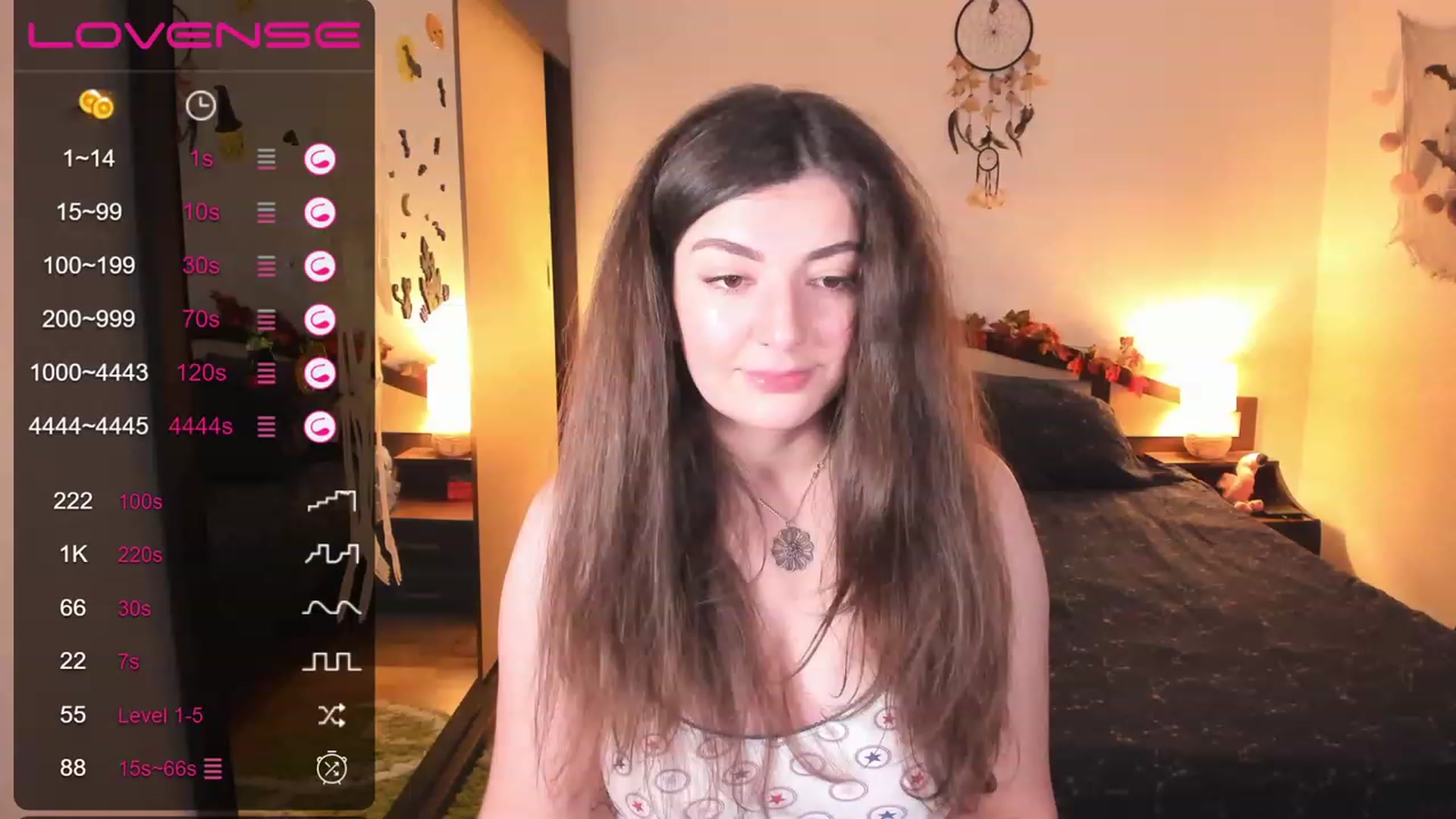 Gallery image thumbnail from LaurieLay's myfreecams stream on, 11/17/2022, 14:42 image 15 of 20