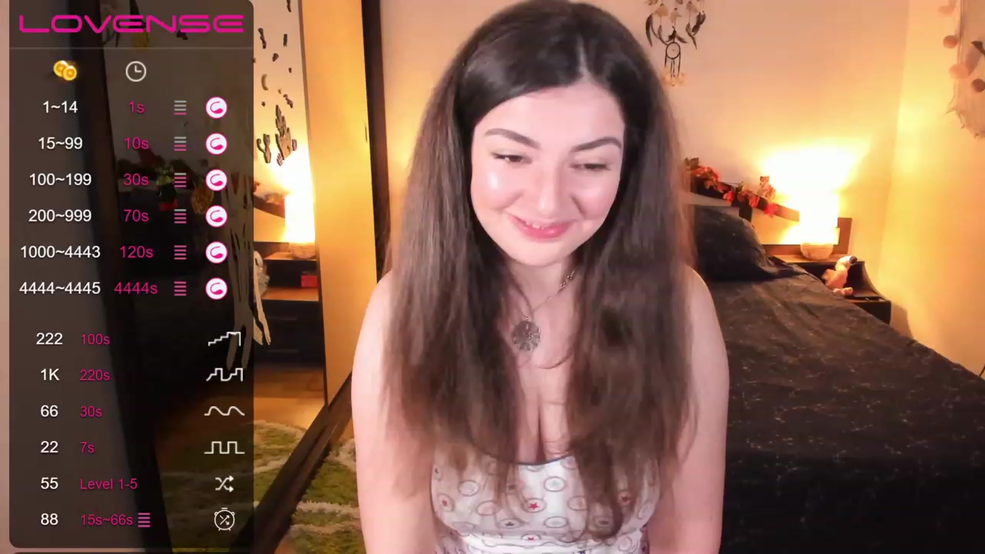 Gallery image thumbnail from LaurieLay's myfreecams stream on, 11/17/2022, 14:42 image 16 of 20