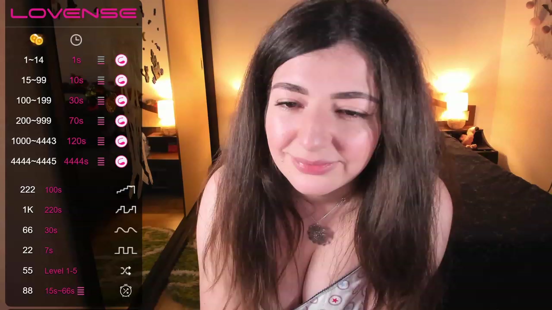 Gallery image thumbnail from LaurieLay's myfreecams stream on, 11/17/2022, 15:13 image 12 of 20