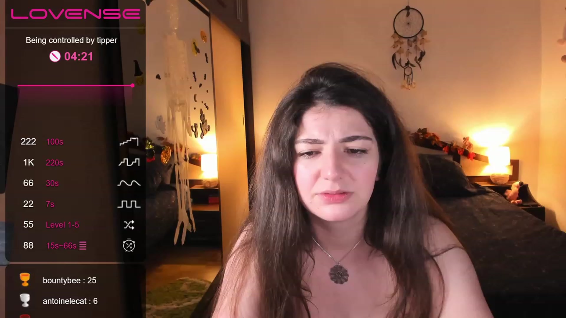 Gallery image thumbnail from LaurieLay's myfreecams stream on, 11/17/2022, 17:46 image 19 of 20
