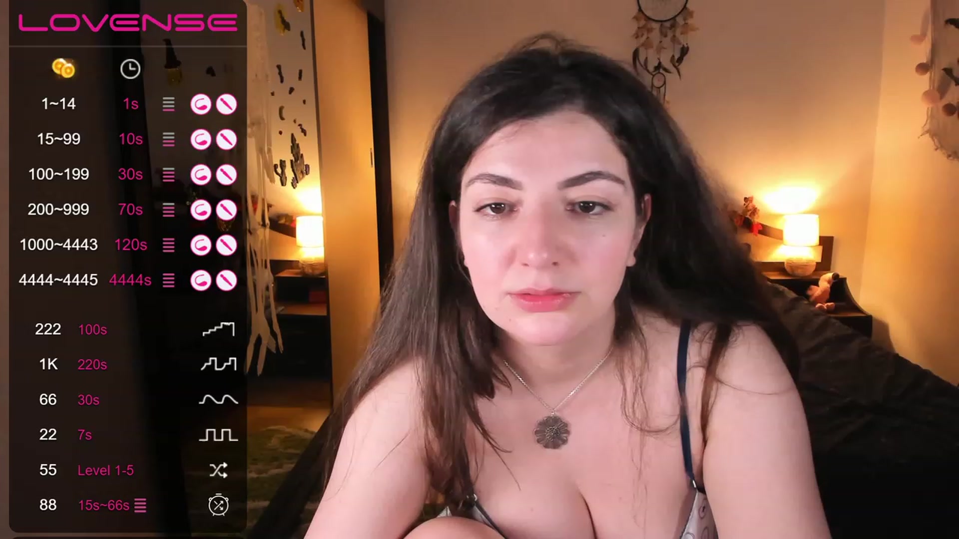Gallery image thumbnail from LaurieLay's myfreecams stream on, 11/17/2022, 21:18 image 12 of 20