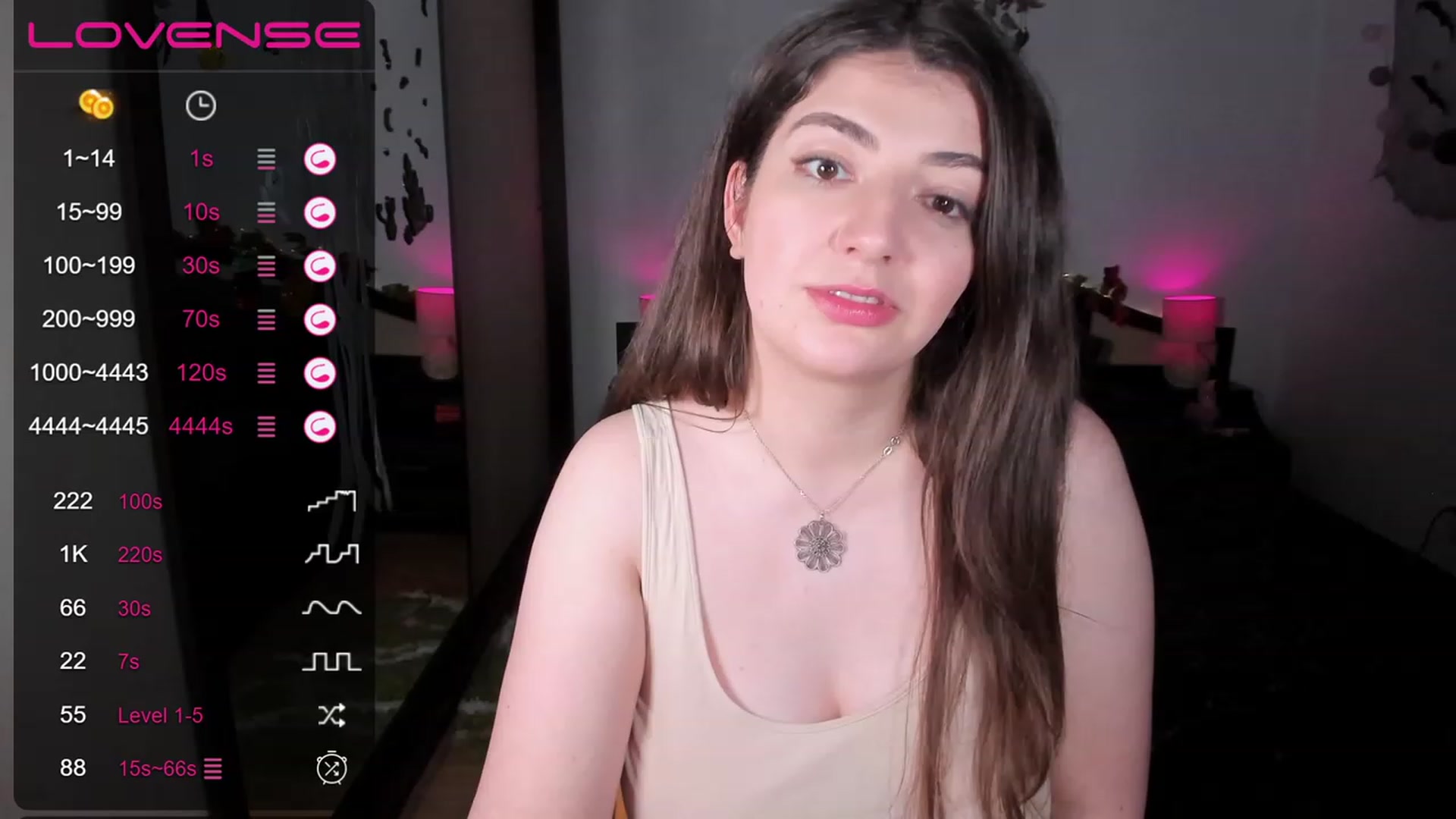 Gallery image thumbnail from LaurieLay's myfreecams stream on, 11/18/2022, 17:33 image 2 of 20