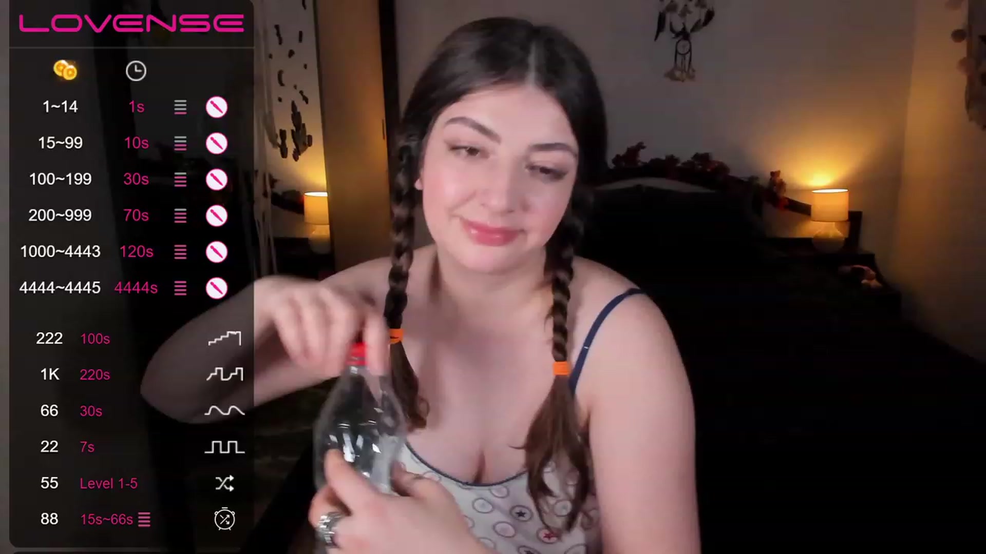 Gallery image thumbnail from LaurieLay's myfreecams stream on, 11/20/2022, 16:03 image 6 of 20