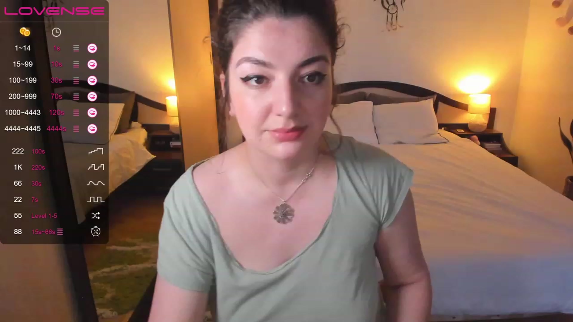 Gallery image thumbnail from LaurieLay's myfreecams stream on, 03/25/2023, 16:05 image 16 of 20