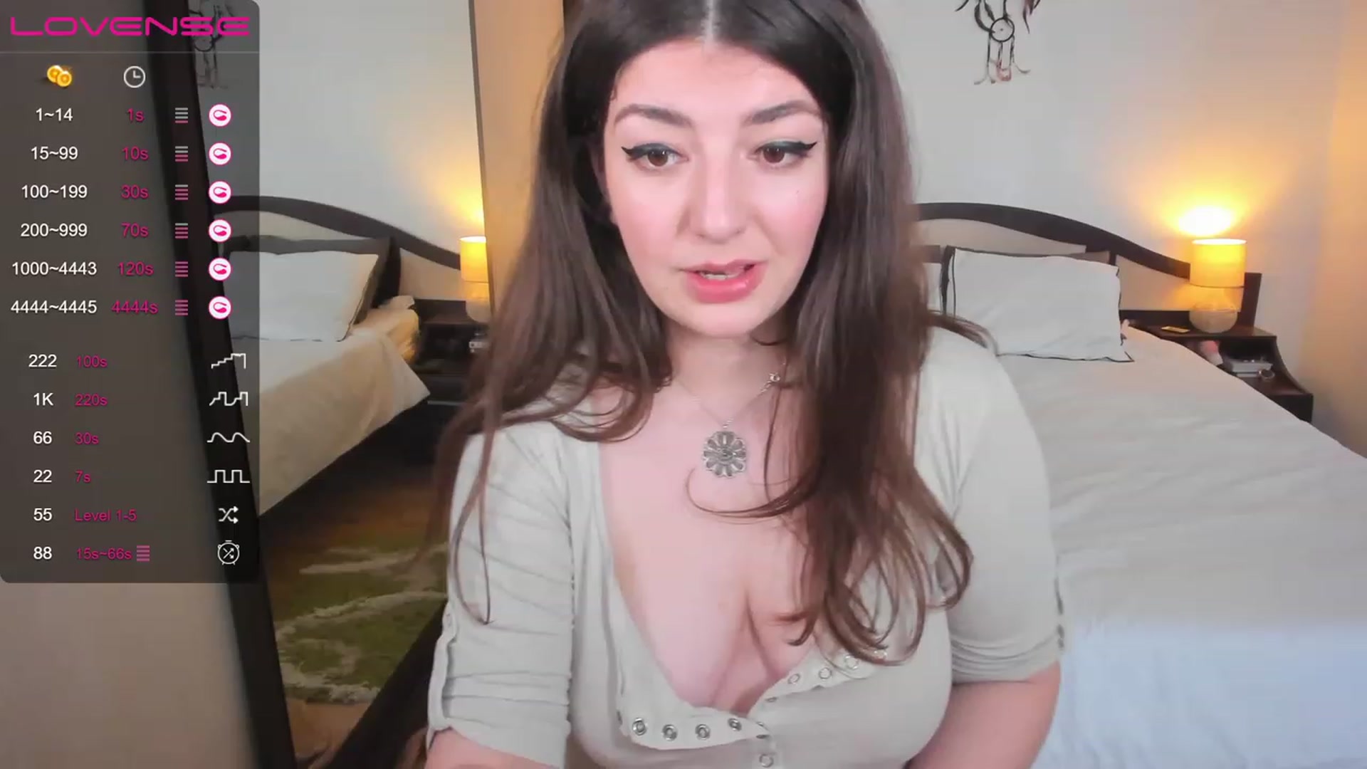 Gallery image thumbnail from LaurieLay's myfreecams stream on, 03/27/2023, 14:44 image 6 of 20