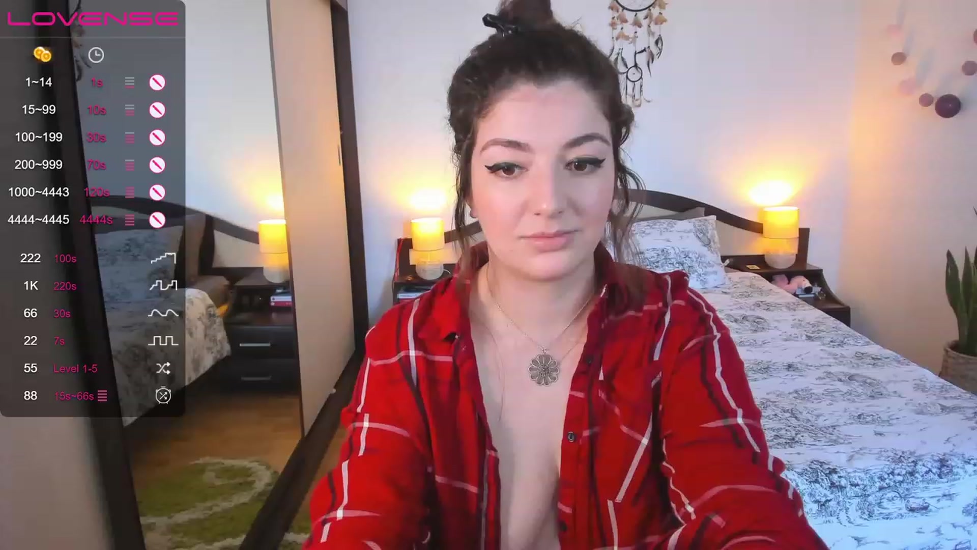 Gallery image thumbnail from LaurieLay's myfreecams stream on, 03/30/2023, 13:49 image 2 of 20