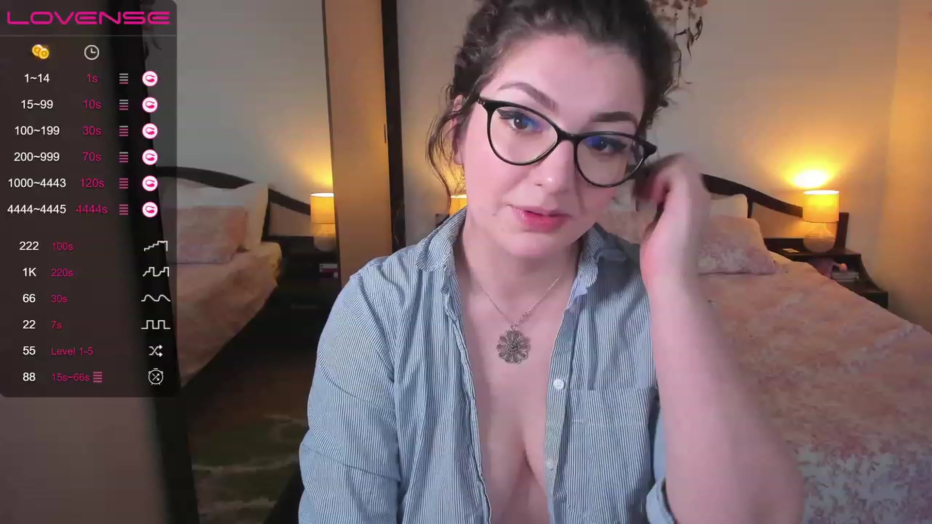 Gallery image thumbnail from LaurieLay's myfreecams stream on, 04/12/2023, 13:18 image 15 of 20