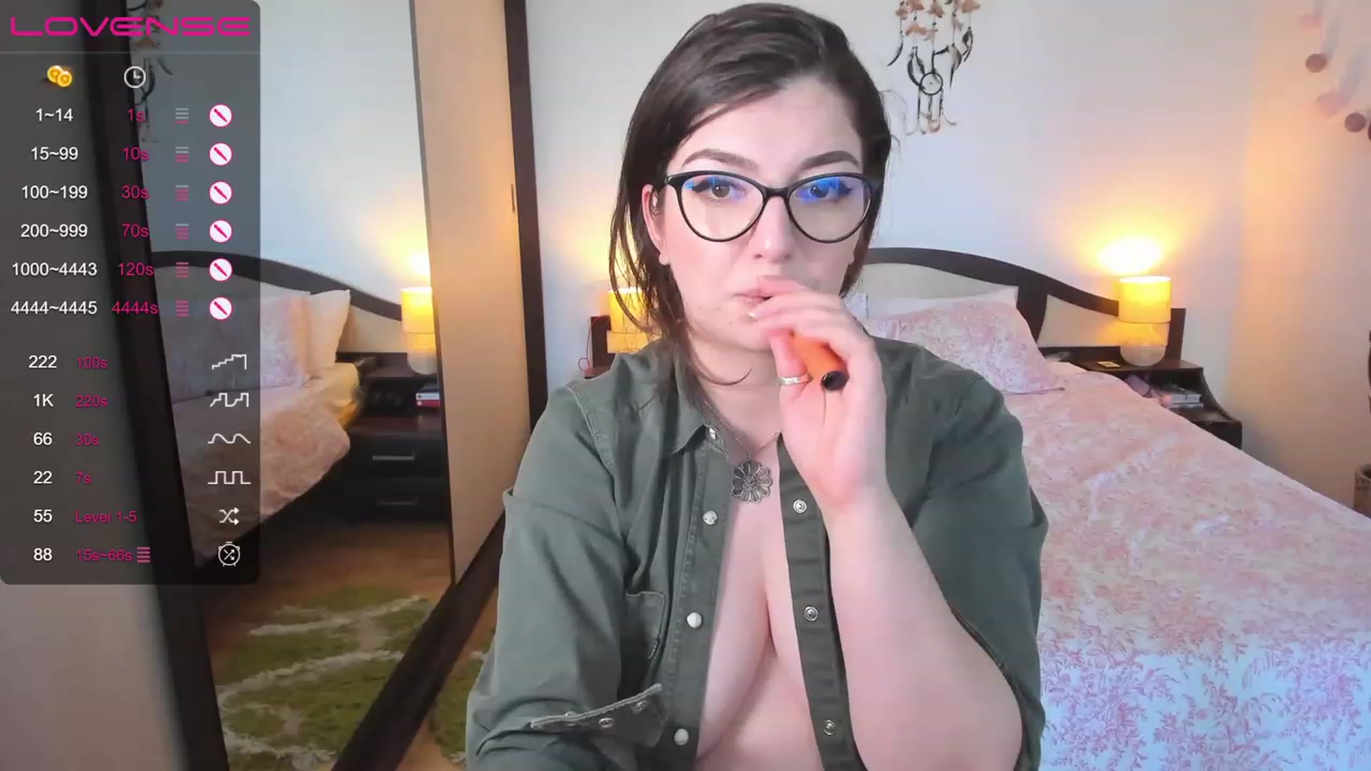 Gallery image thumbnail from LaurieLay's myfreecams stream on, 04/23/2023, 14:48 image 2 of 20