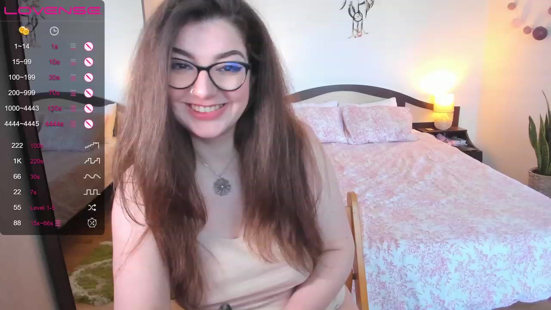 Gallery image thumbnail from LaurieLay's myfreecams stream on, 04/24/2023, 13:58 image 3 of 20