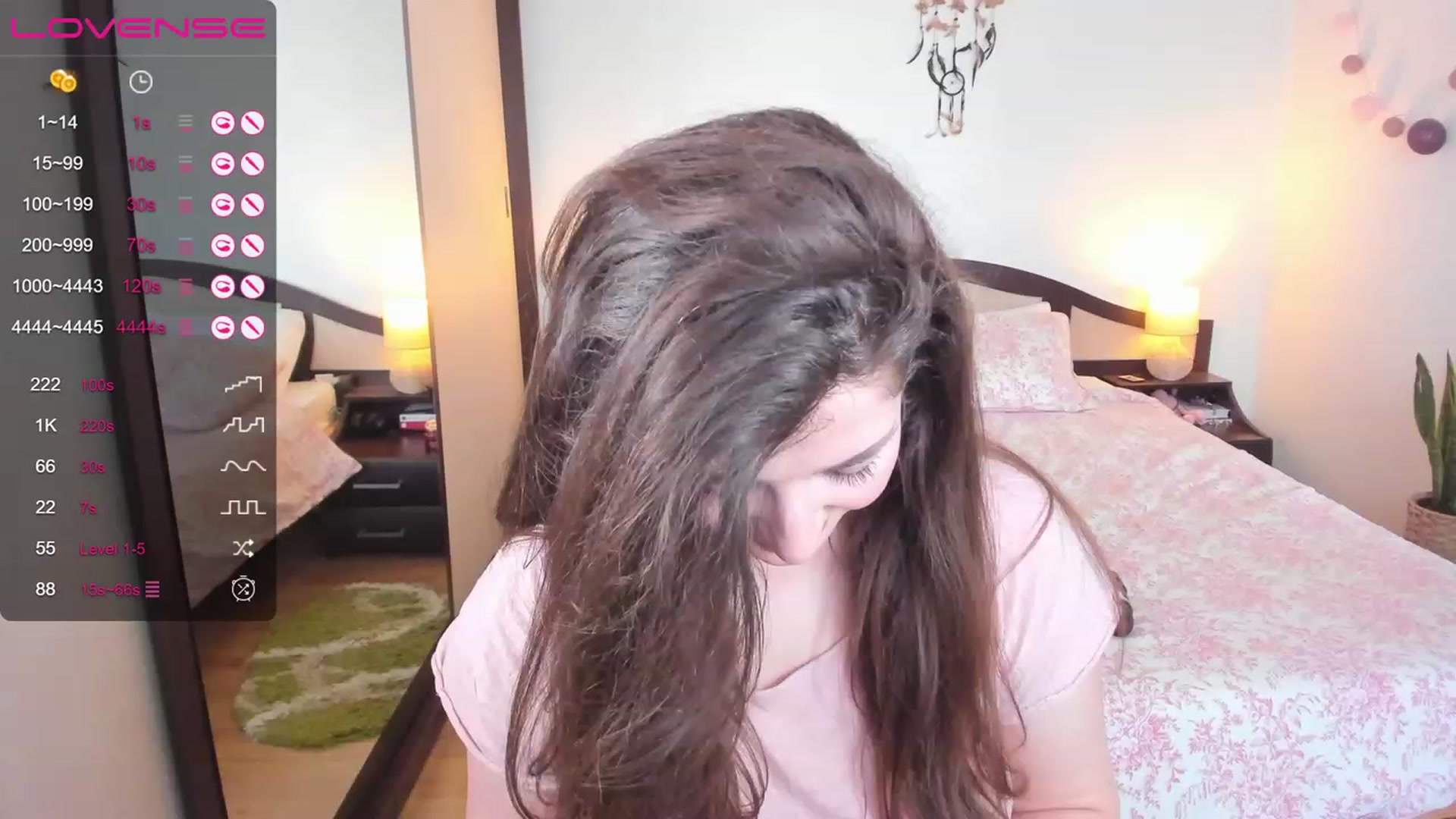 Gallery image thumbnail from LaurieLay's myfreecams stream on, 04/26/2023, 13:17 image 10 of 20