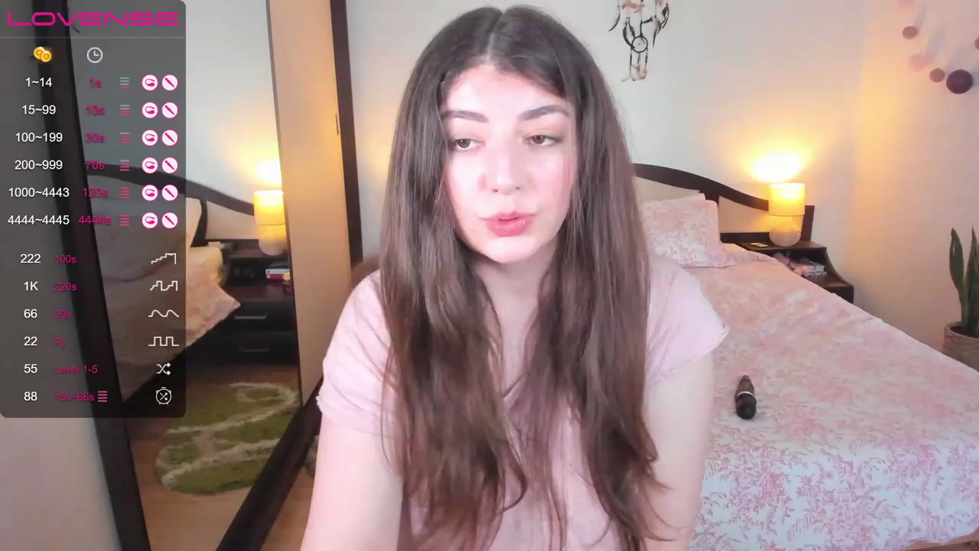 Gallery image thumbnail from LaurieLay's myfreecams stream on, 04/26/2023, 13:17 image 19 of 20