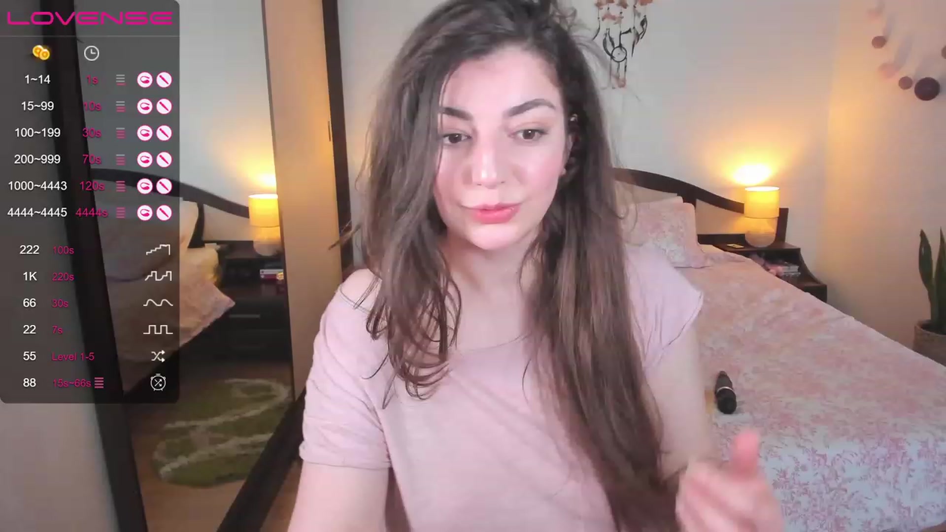 Gallery image thumbnail from LaurieLay's myfreecams stream on, 04/26/2023, 13:17 image 11 of 20