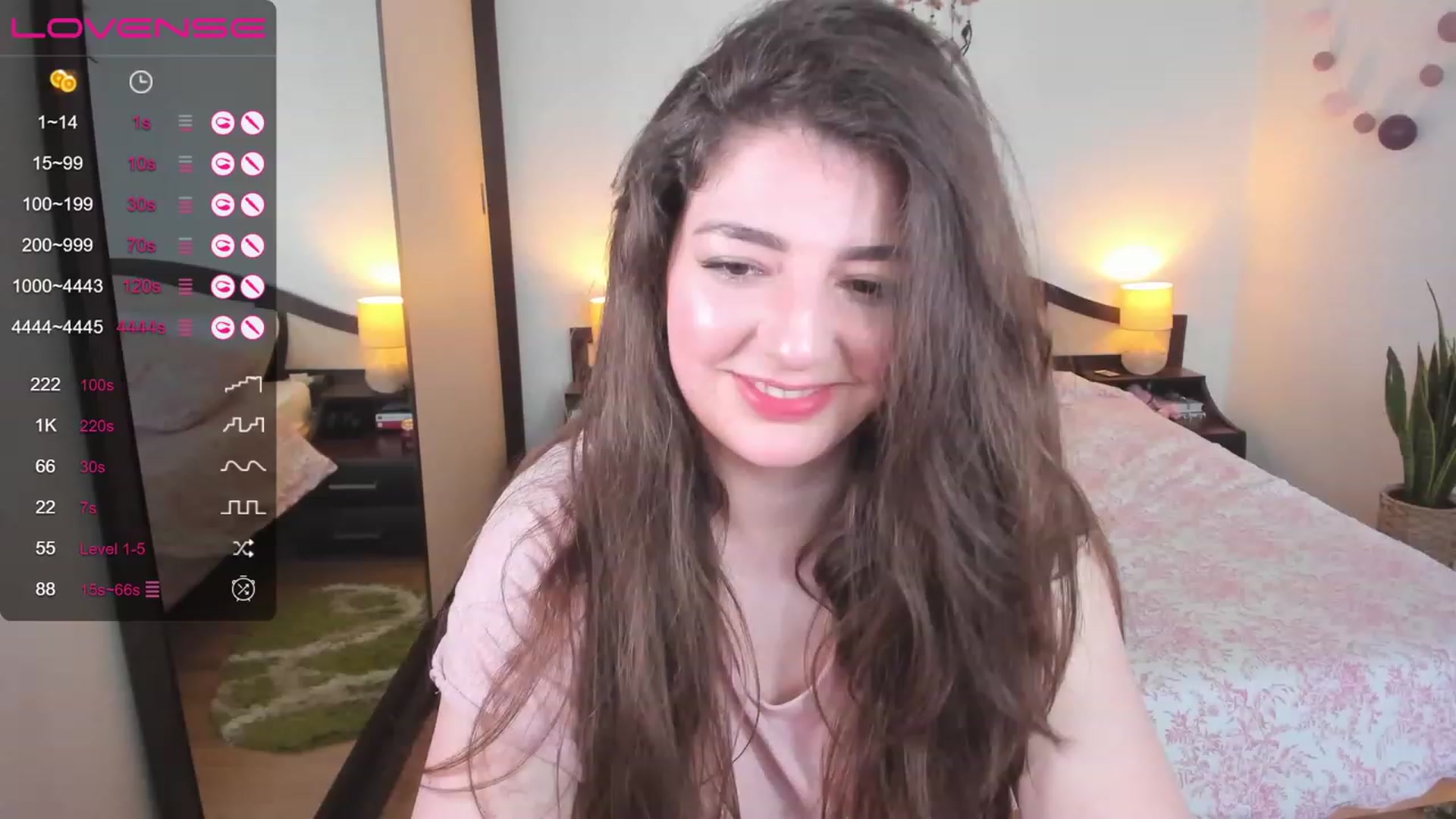 Gallery image thumbnail from LaurieLay's myfreecams stream on, 04/26/2023, 13:17 image 9 of 20