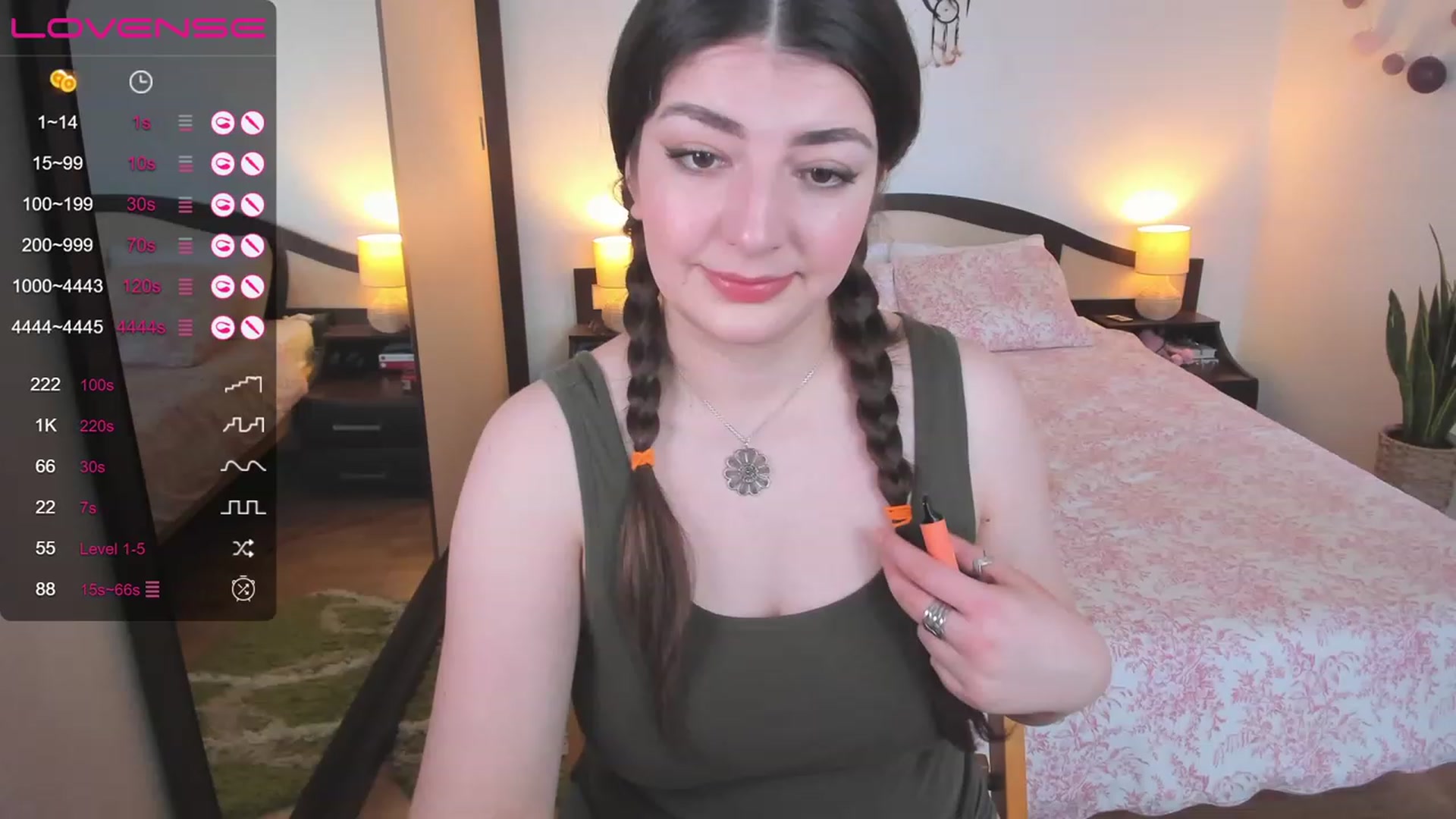 Gallery image thumbnail from LaurieLay's myfreecams stream on, 04/27/2023, 13:08 image 8 of 20