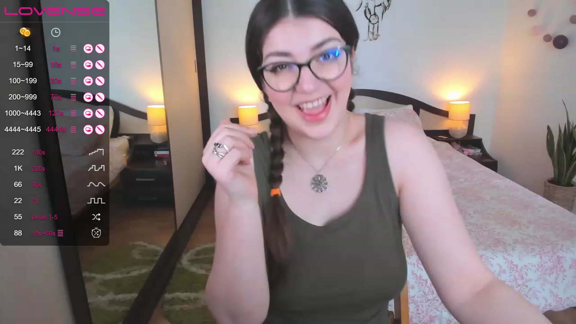 Gallery image thumbnail from LaurieLay's myfreecams stream on, 04/27/2023, 13:08 image 16 of 20