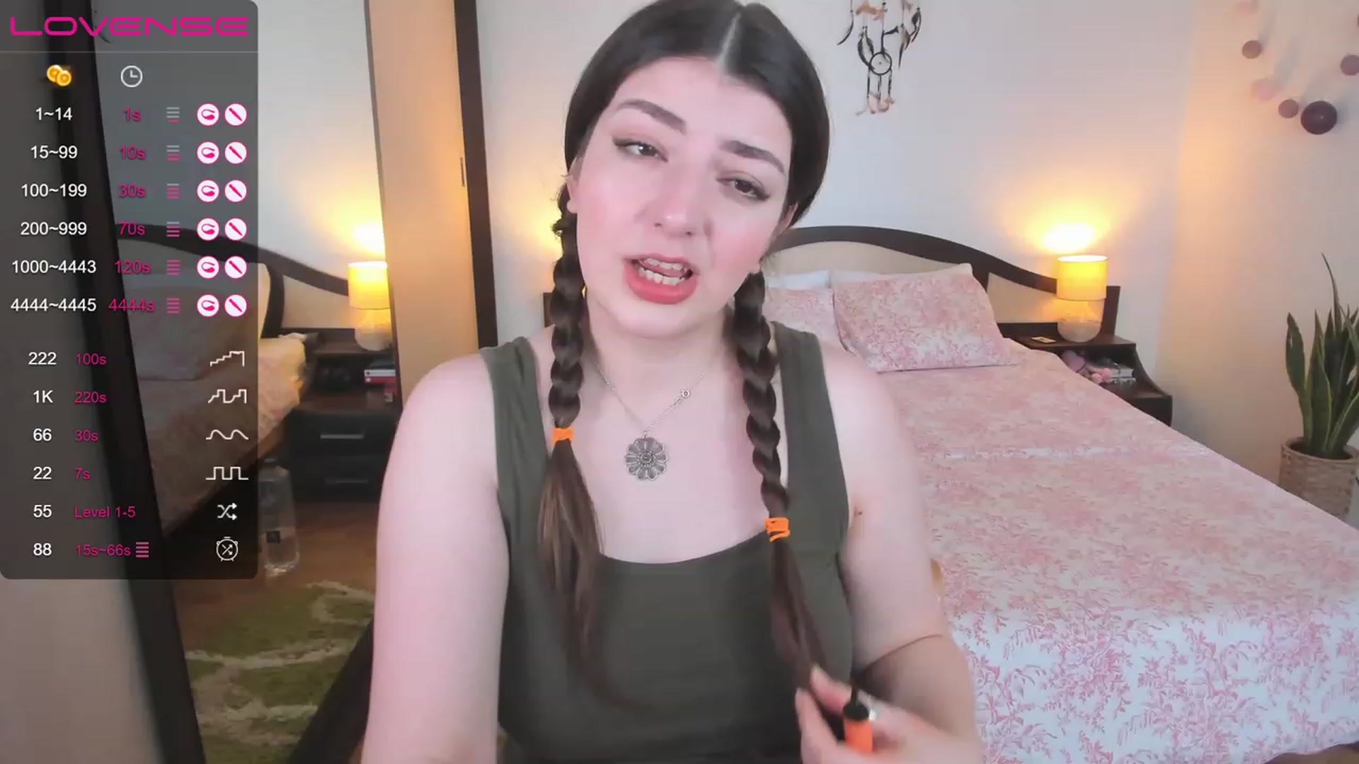 Gallery image thumbnail from LaurieLay's myfreecams stream on, 04/27/2023, 13:08 image 4 of 20