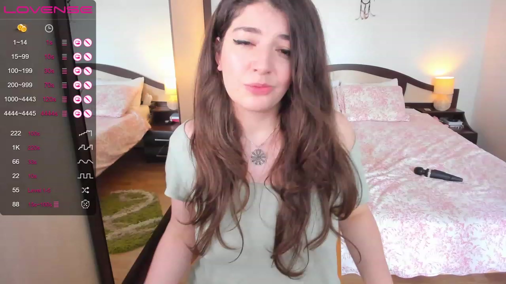 Gallery image thumbnail from LaurieLay's myfreecams stream on, 05/07/2023, 14:31 image 9 of 20