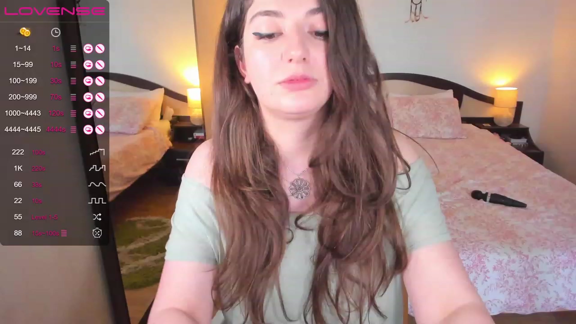 Gallery image thumbnail from LaurieLay's myfreecams stream on, 05/07/2023, 14:31 image 18 of 20