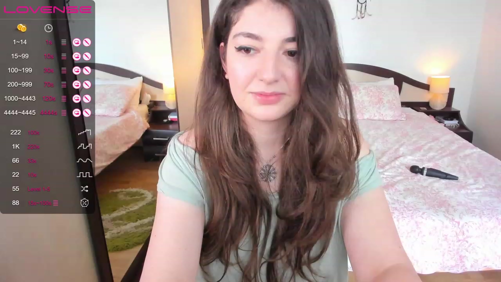 Gallery image thumbnail from LaurieLay's myfreecams stream on, 05/07/2023, 14:31 image 7 of 20