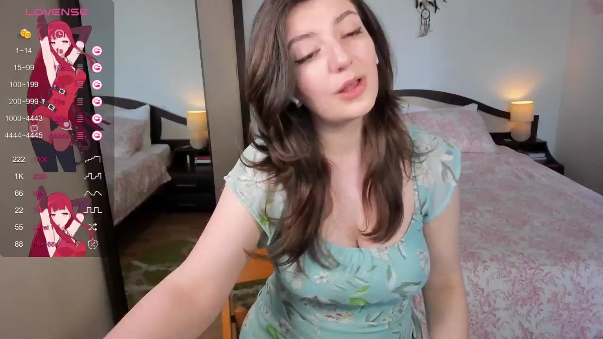 Gallery image thumbnail from LaurieLay's myfreecams stream on, 05/16/2024, 14:35 image 17 of 20