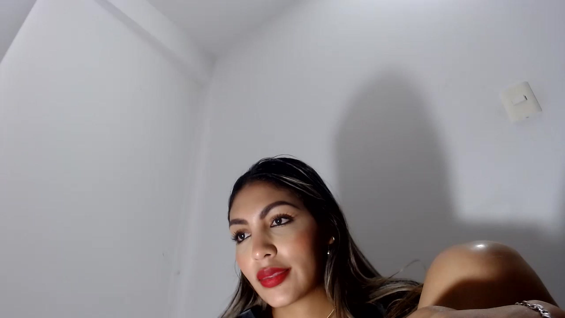 Gallery image thumbnail from Lausmith's myfreecams stream on, 01/15/2023, 17:30 image 12 of 20