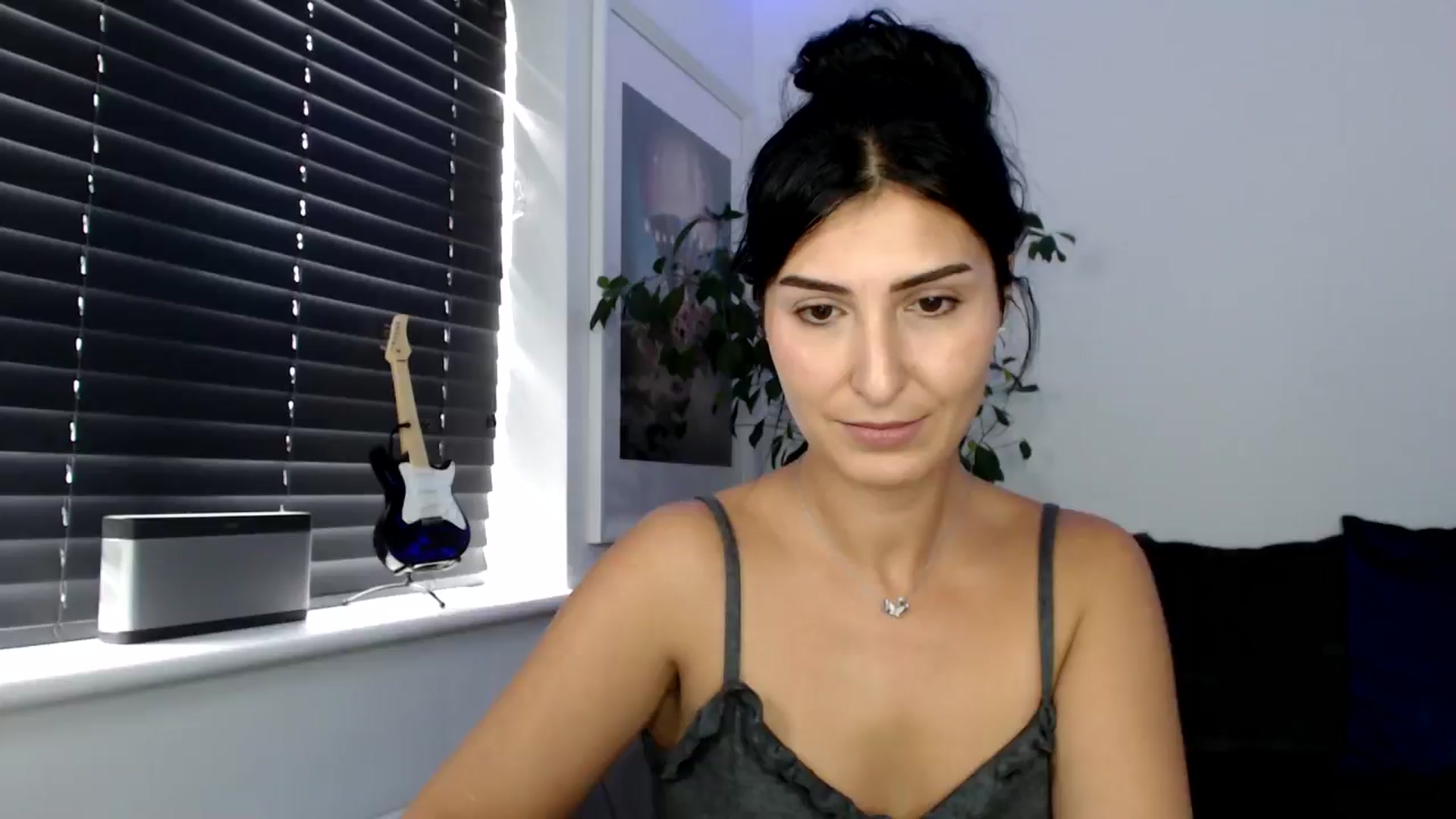 Gallery image thumbnail from LavIson's myfreecams stream on, 10/07/2024, 11:02 image 1 of 20