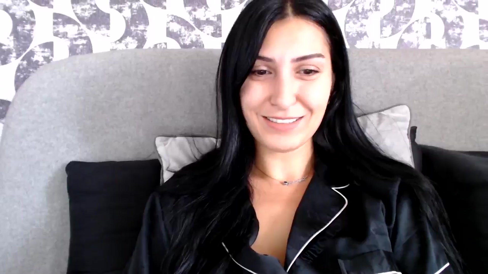 Gallery image thumbnail from LavIson's myfreecams stream on, 10/08/2024, 09:47 image 9 of 20