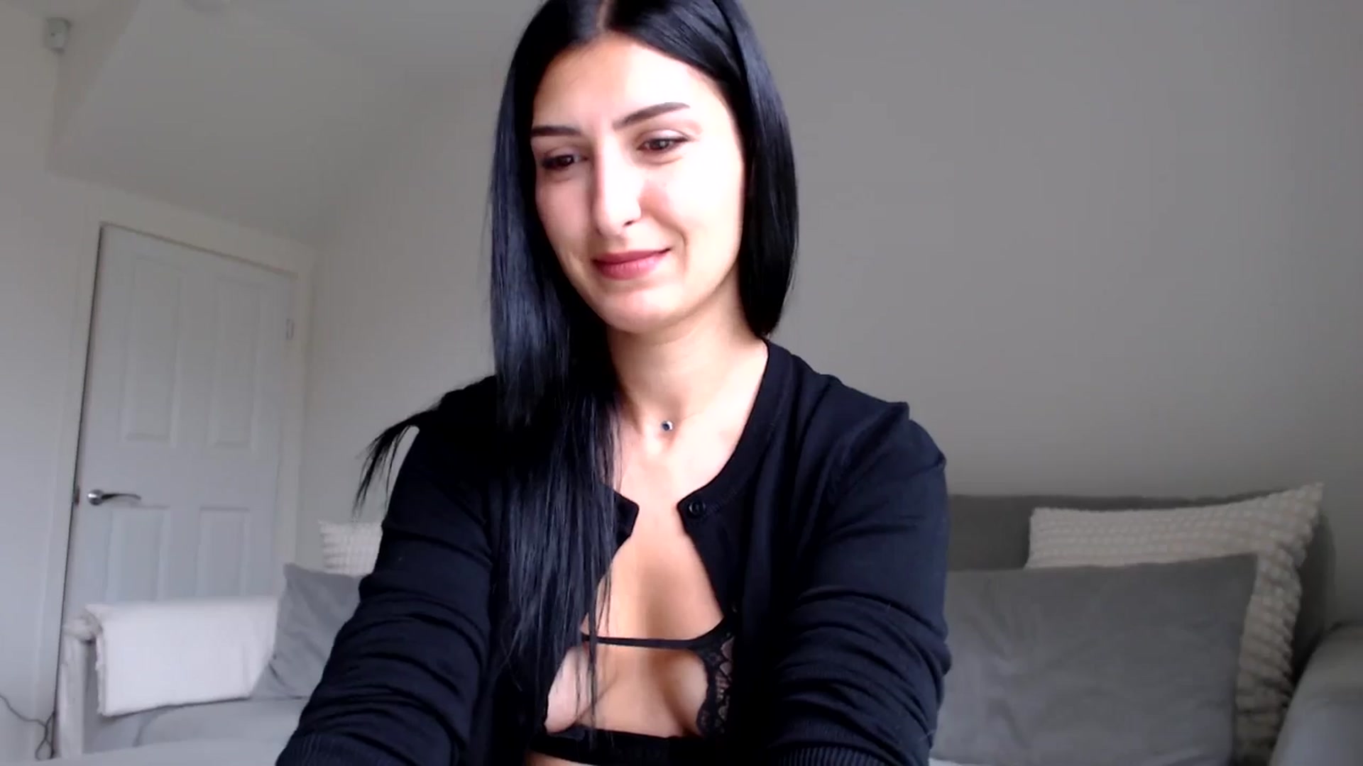 Gallery image thumbnail from LavIson's myfreecams stream on, 10/09/2024, 10:44 image 9 of 20