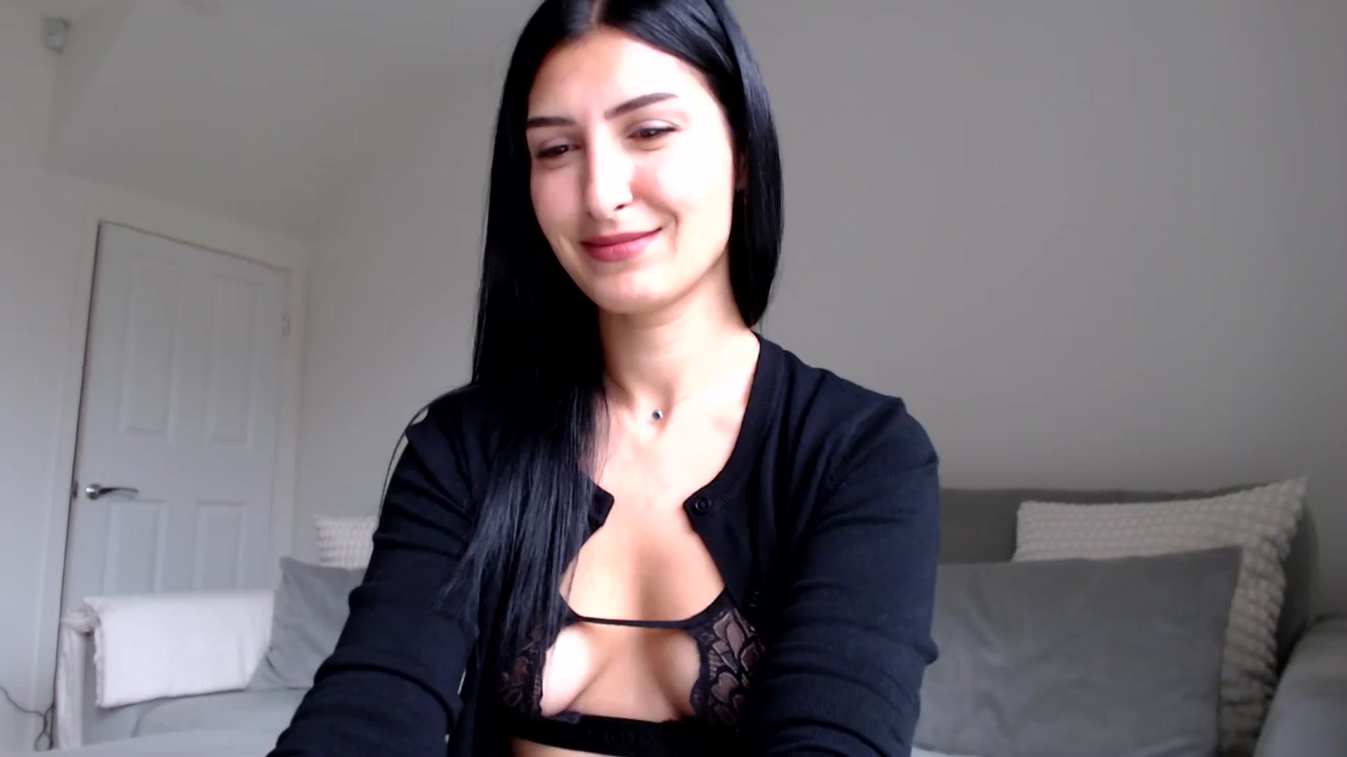Gallery image thumbnail from LavIson's myfreecams stream on, 10/09/2024, 10:44 image 8 of 20