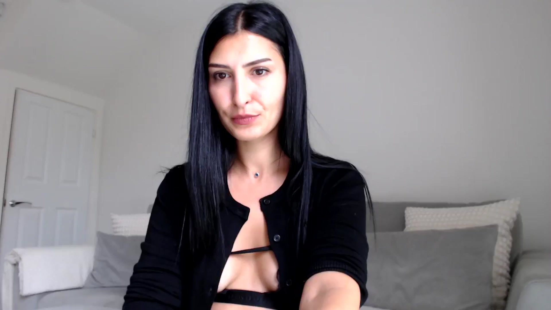 Gallery image thumbnail from LavIson's myfreecams stream on, 10/09/2024, 11:22 image 10 of 20