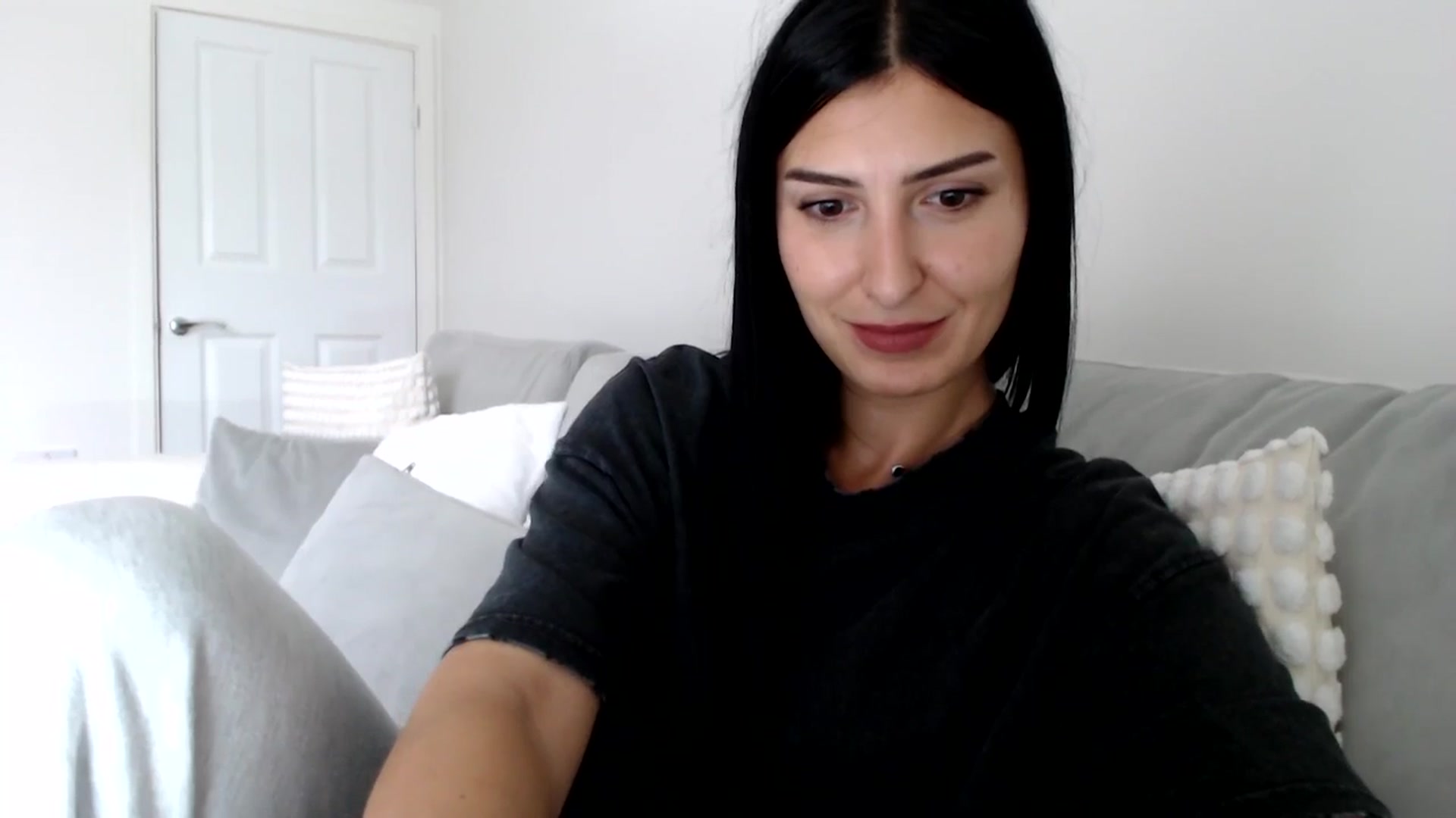 Gallery image thumbnail from LavIson's myfreecams stream on, 10/09/2024, 13:08 image 3 of 20
