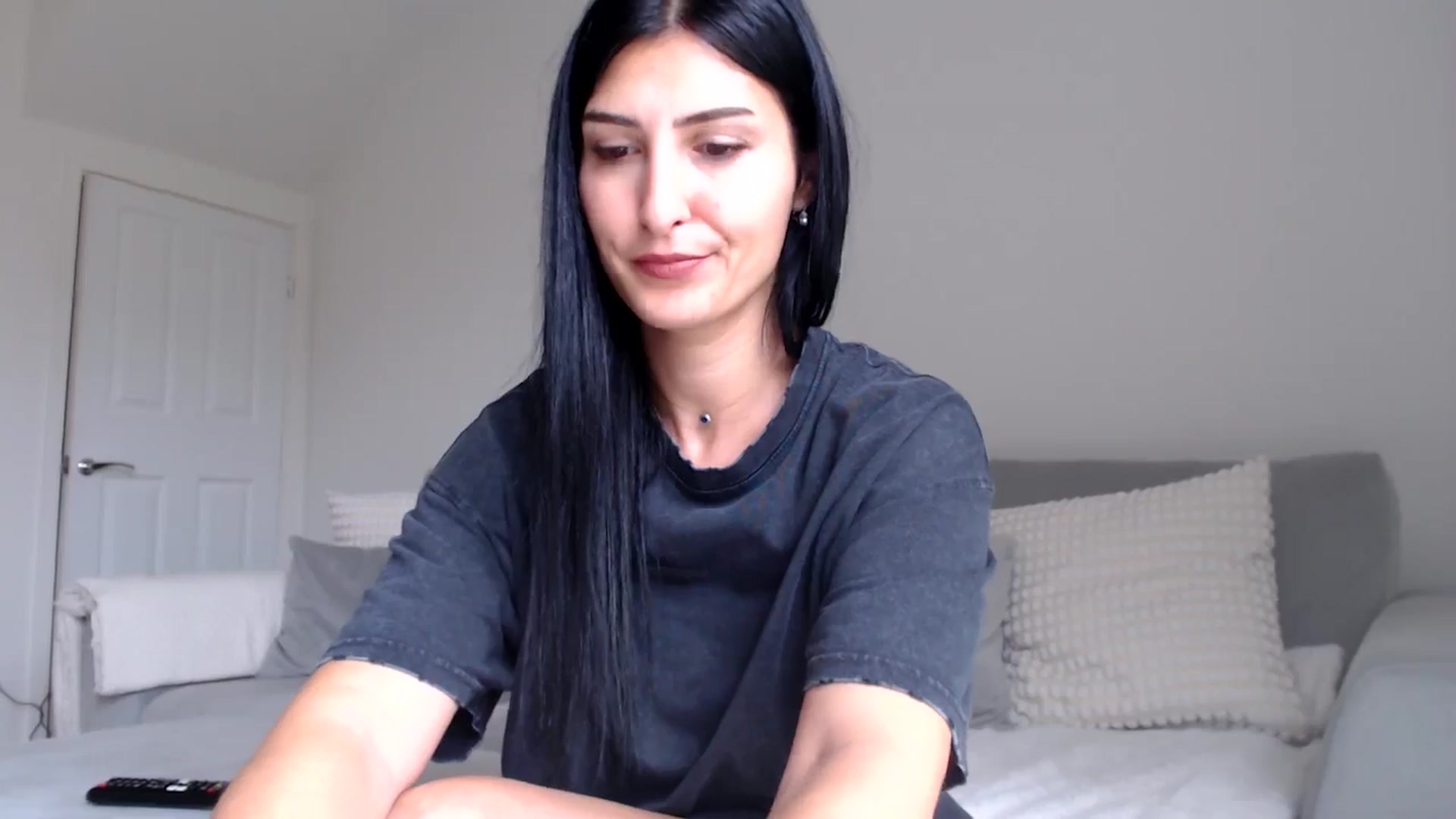Gallery image thumbnail from LavIson's myfreecams stream on, 10/09/2024, 13:08 image 15 of 20