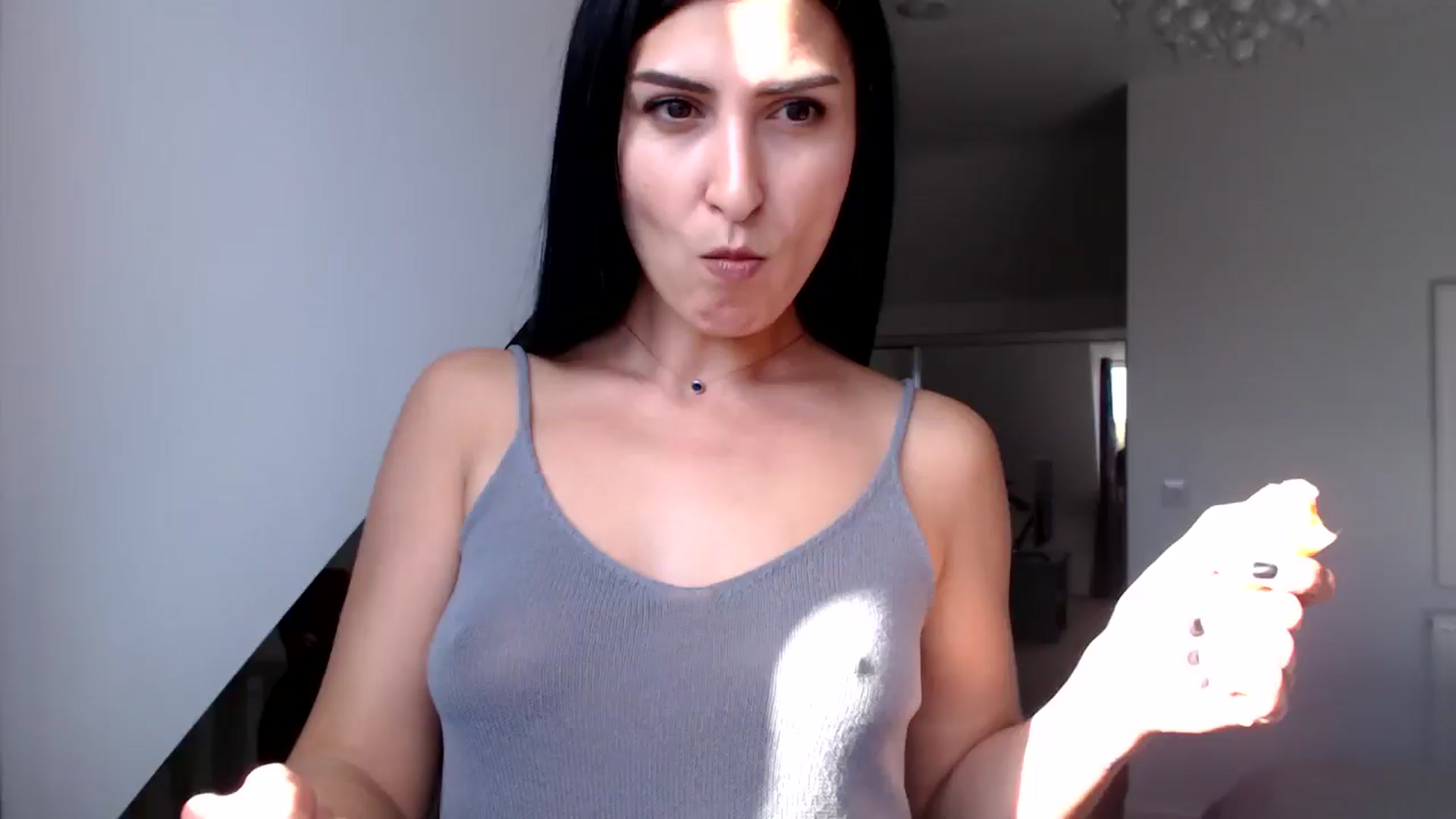 Gallery image thumbnail from LavIson's myfreecams stream on, 10/10/2024, 14:00 image 15 of 20