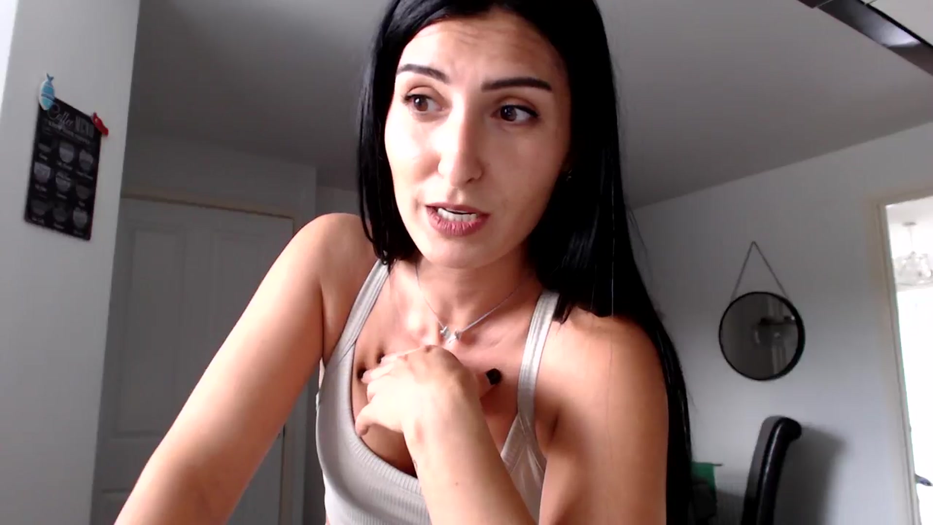 Gallery image thumbnail from LavIson's myfreecams stream on, 10/14/2024, 13:42 image 16 of 20