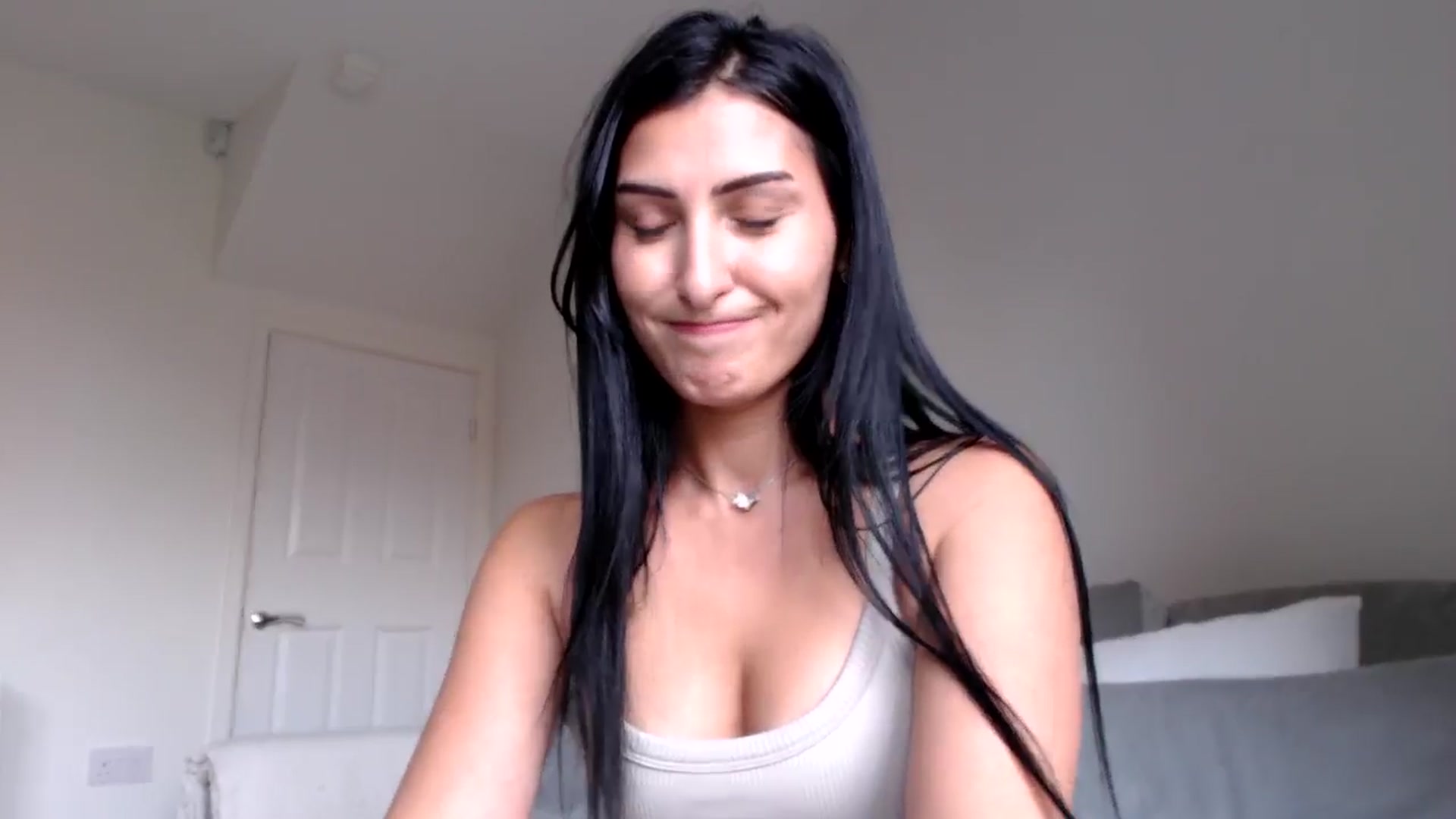 Gallery image thumbnail from LavIson's myfreecams stream on, 10/14/2024, 14:26 image 20 of 20